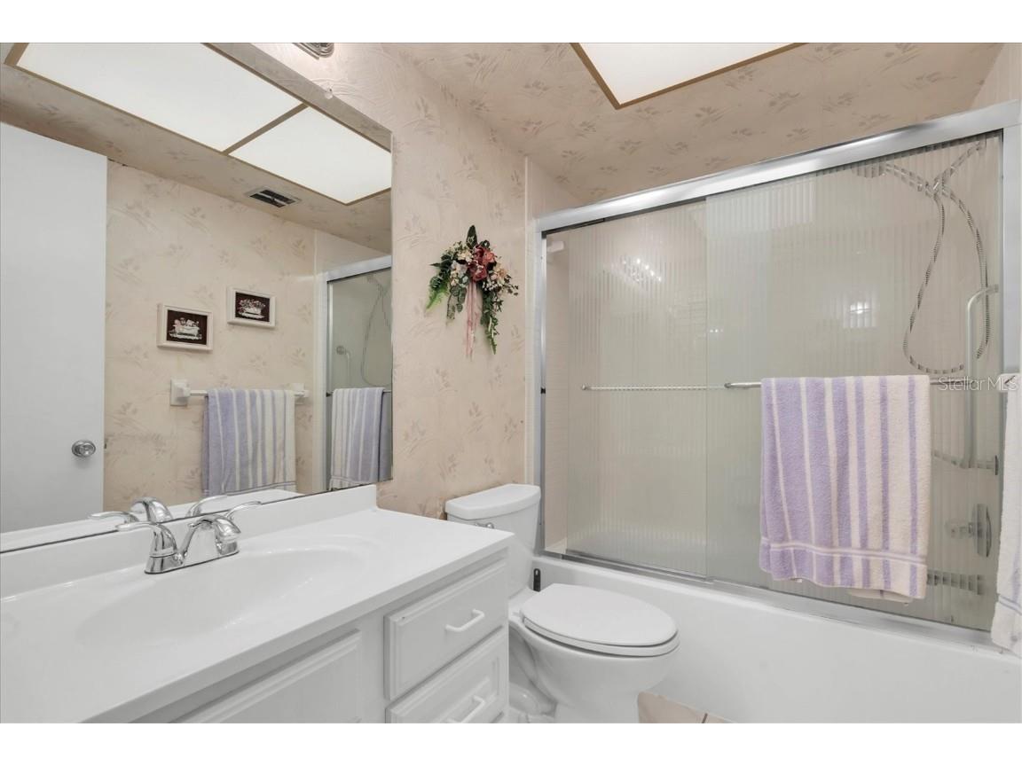 5575 Gulf Boulevard #424 Saint Pete Beach FL 33706 TB8448535 image25