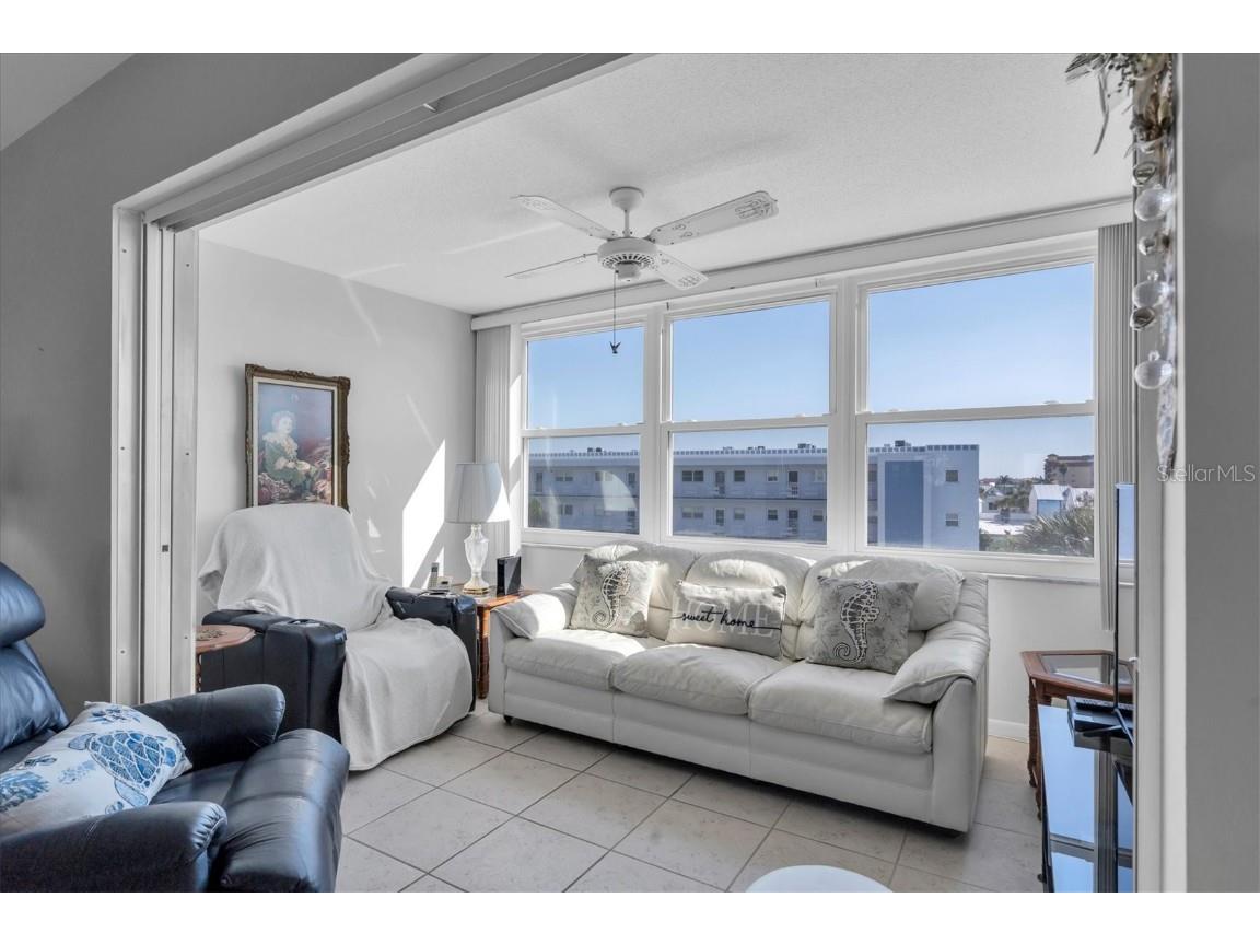 5575 Gulf Boulevard #424 Saint Pete Beach FL 33706 TB8448535 image3