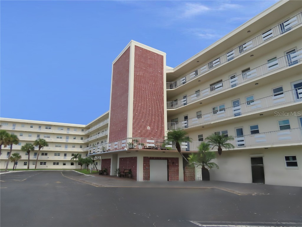 5575 Gulf Boulevard #531 Saint Pete Beach FL 33706 TB8428892 image1