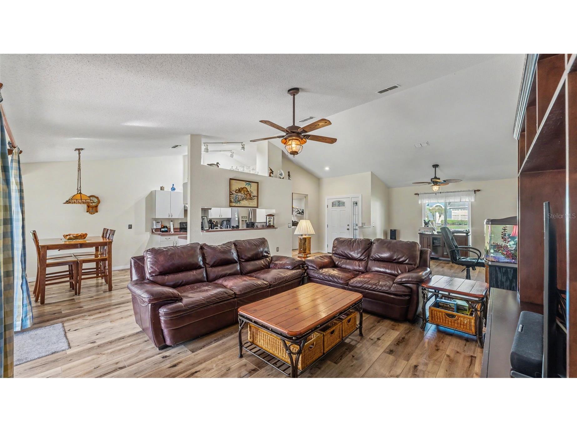 5576 Moon Valley Drive Lakeland FL 33812 TB8521297 image4