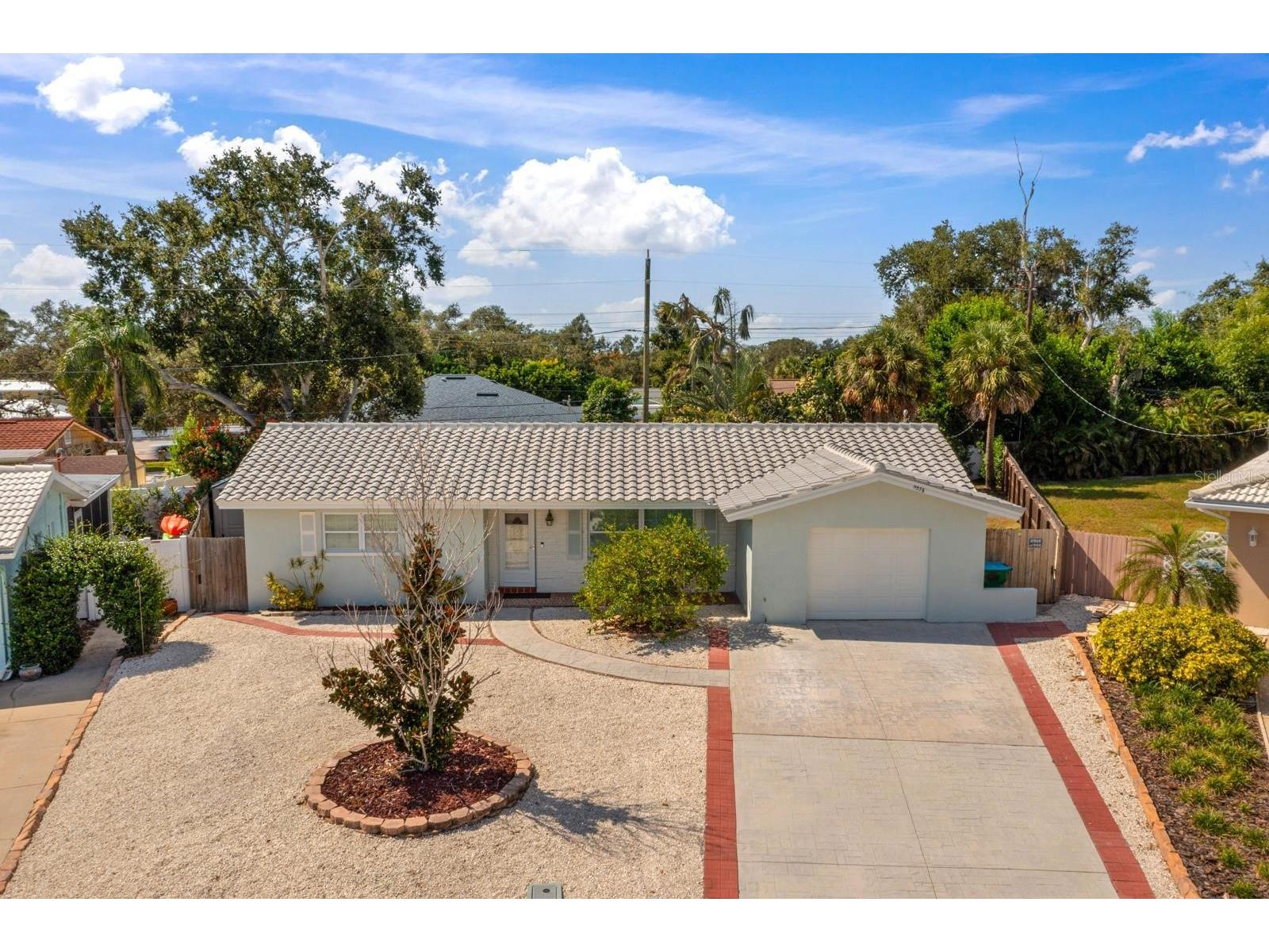 5576 Williamsdale Court Seminole FL 33772 TB8438566 image1