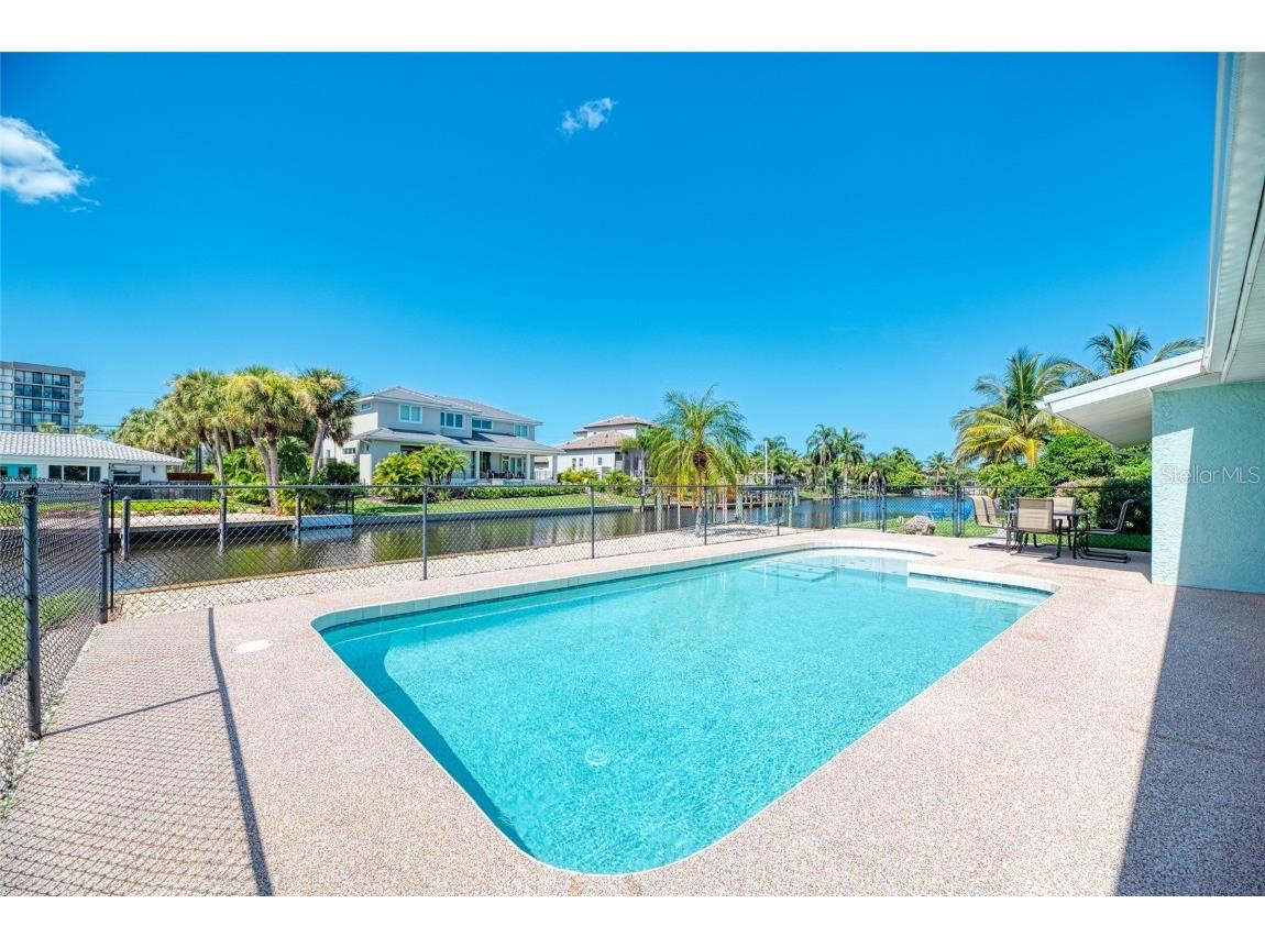 5577 Contento Drive Sarasota FL 34242 - GRAND CANAL A4607468 image1