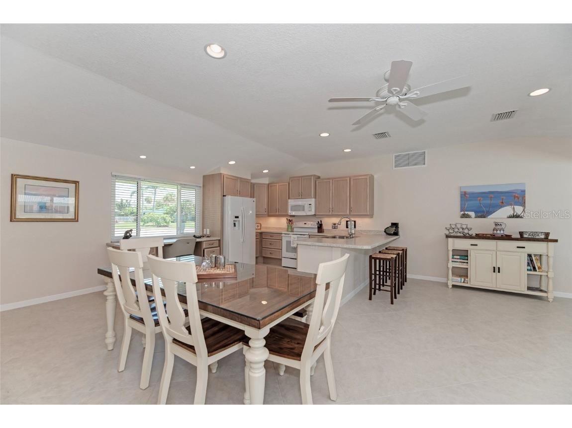 5577 Contento Drive Sarasota FL 34242 - GRAND CANAL A4607468 image13