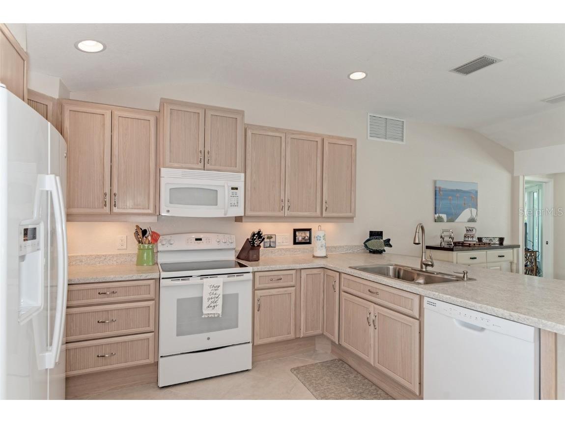 5577 Contento Drive Sarasota FL 34242 - GRAND CANAL A4607468 image19