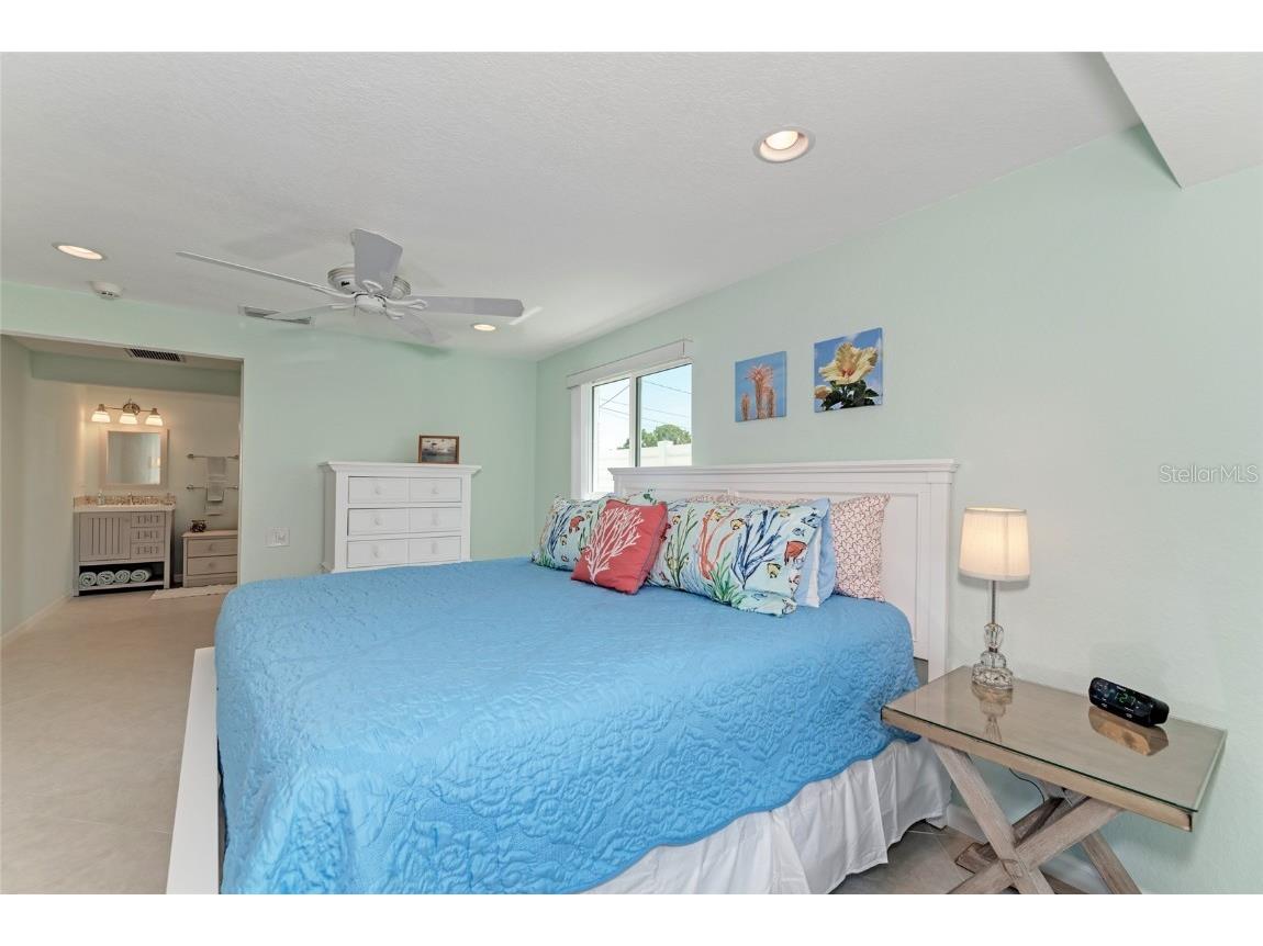 5577 Contento Drive Sarasota FL 34242 - GRAND CANAL A4607468 image24