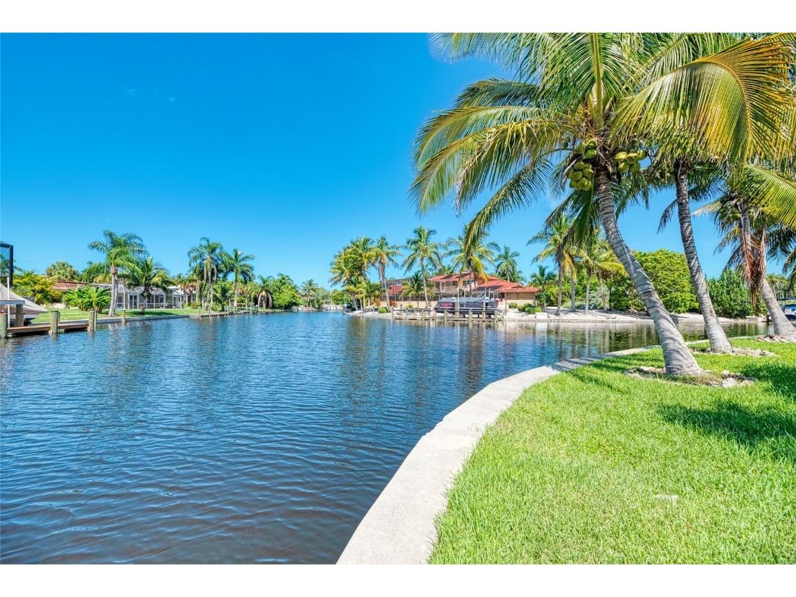 5577 Contento Drive Sarasota FL 34242 - GRAND CANAL A4607468 image35