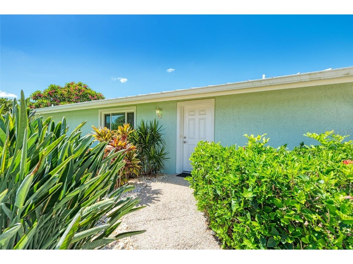 5577 Contento Drive Sarasota FL 34242 - GRAND CANAL A4607468 image5