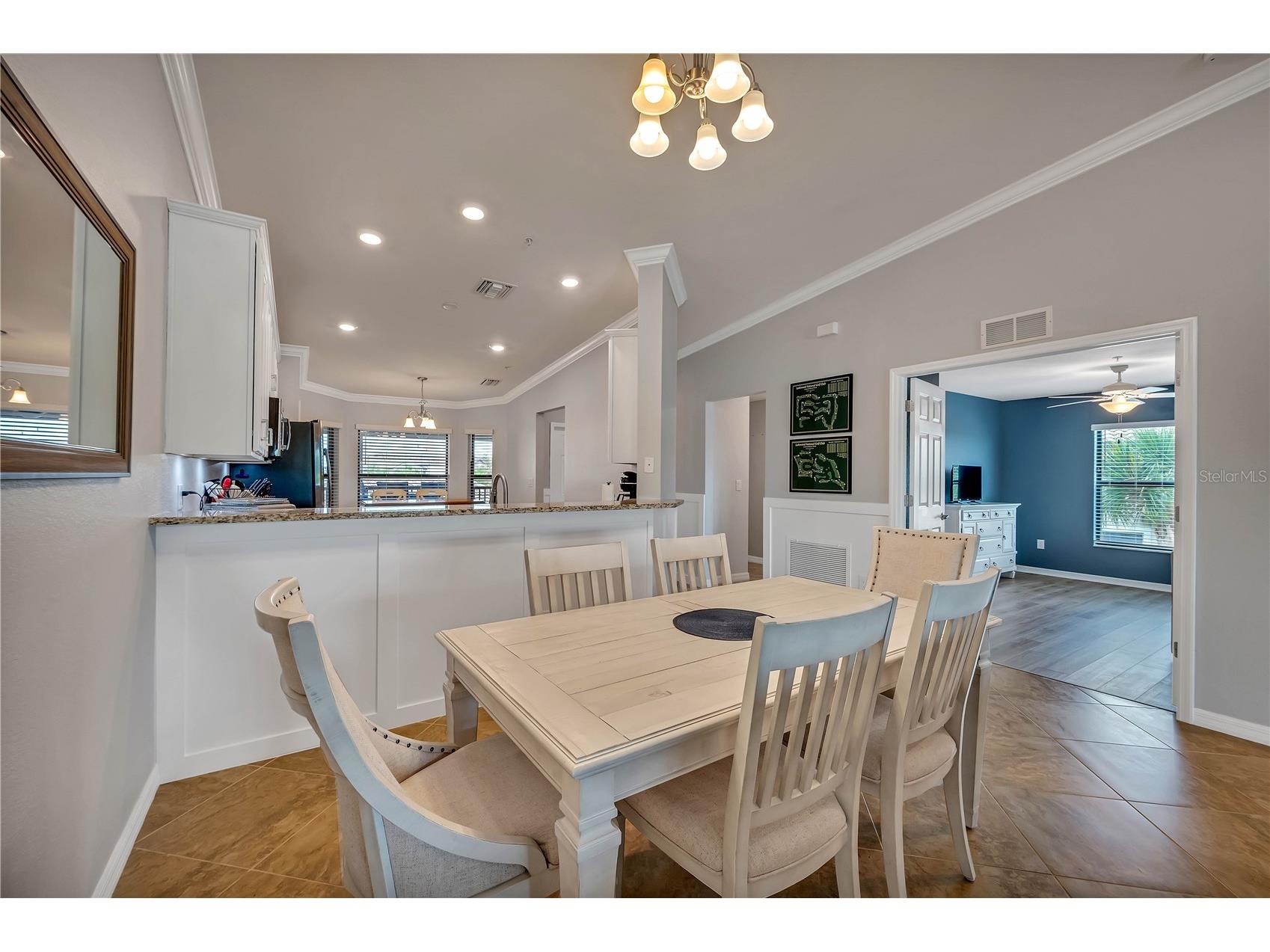 5577 Palmer Circle #201 Bradenton FL 34211 A4686622 image12