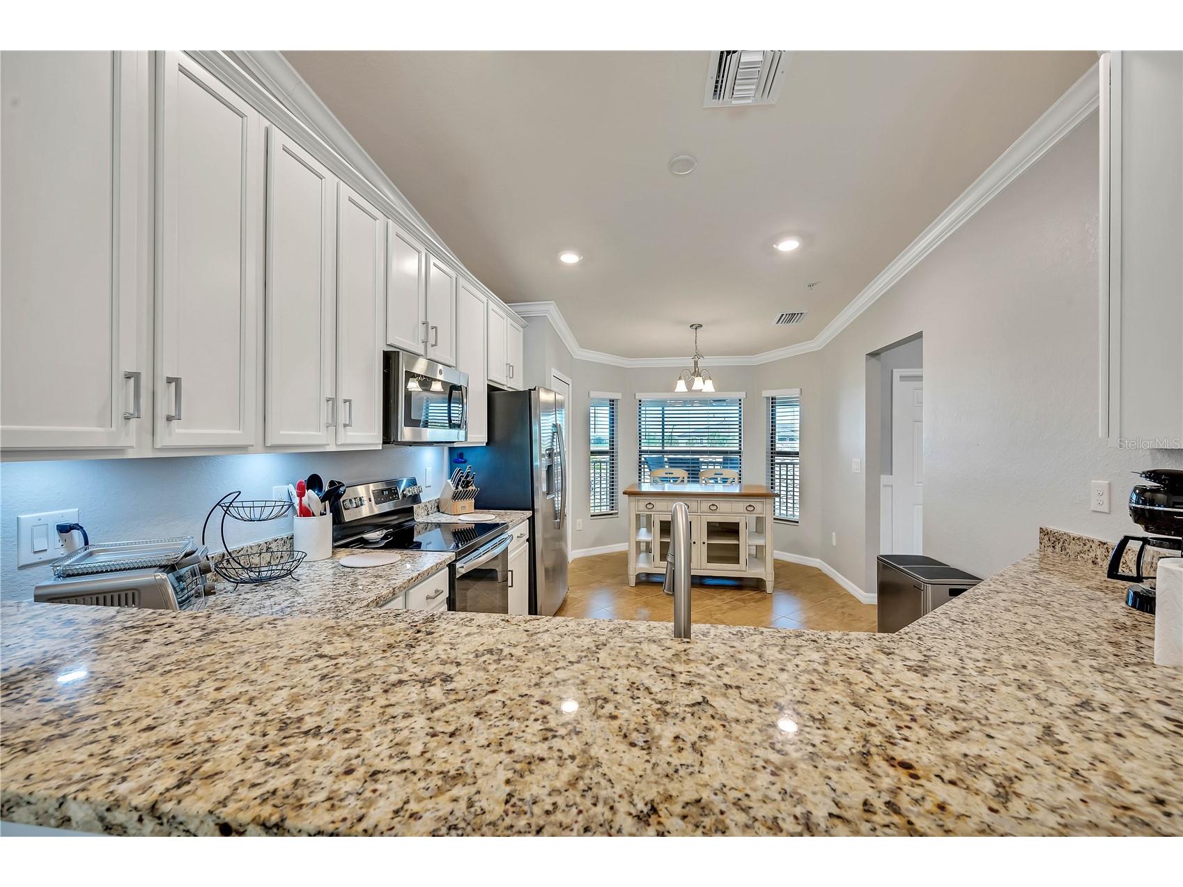 5577 Palmer Circle #201 Bradenton FL 34211 A4686622 image7