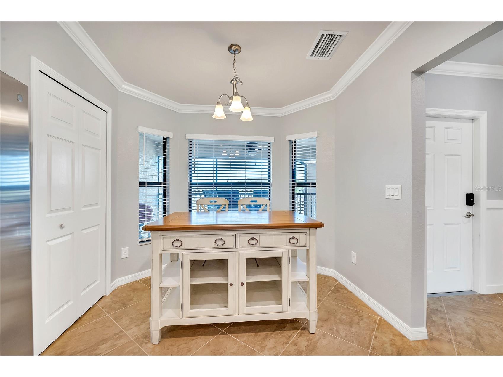 5577 Palmer Circle #201 Bradenton FL 34211 A4686622 image9