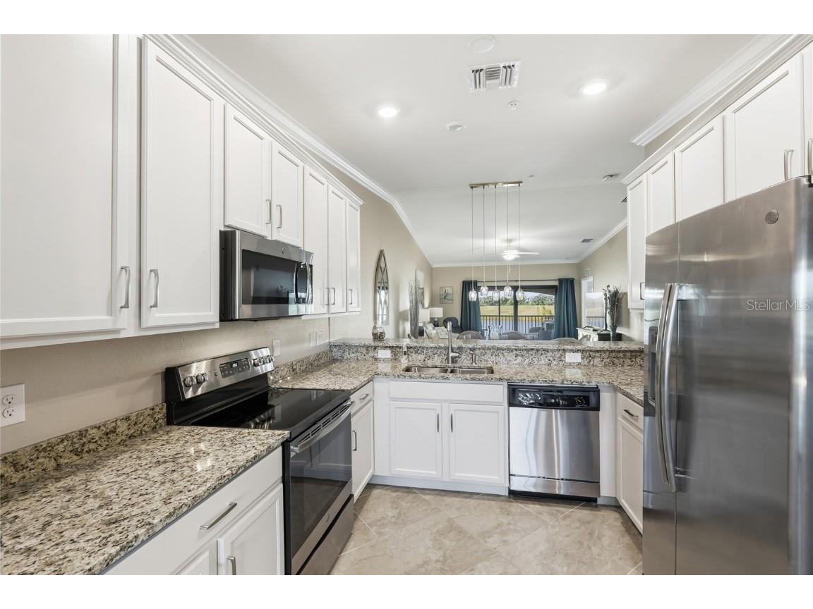 5577 Palmer Circle #205 Bradenton FL 34211 A4671039 image6