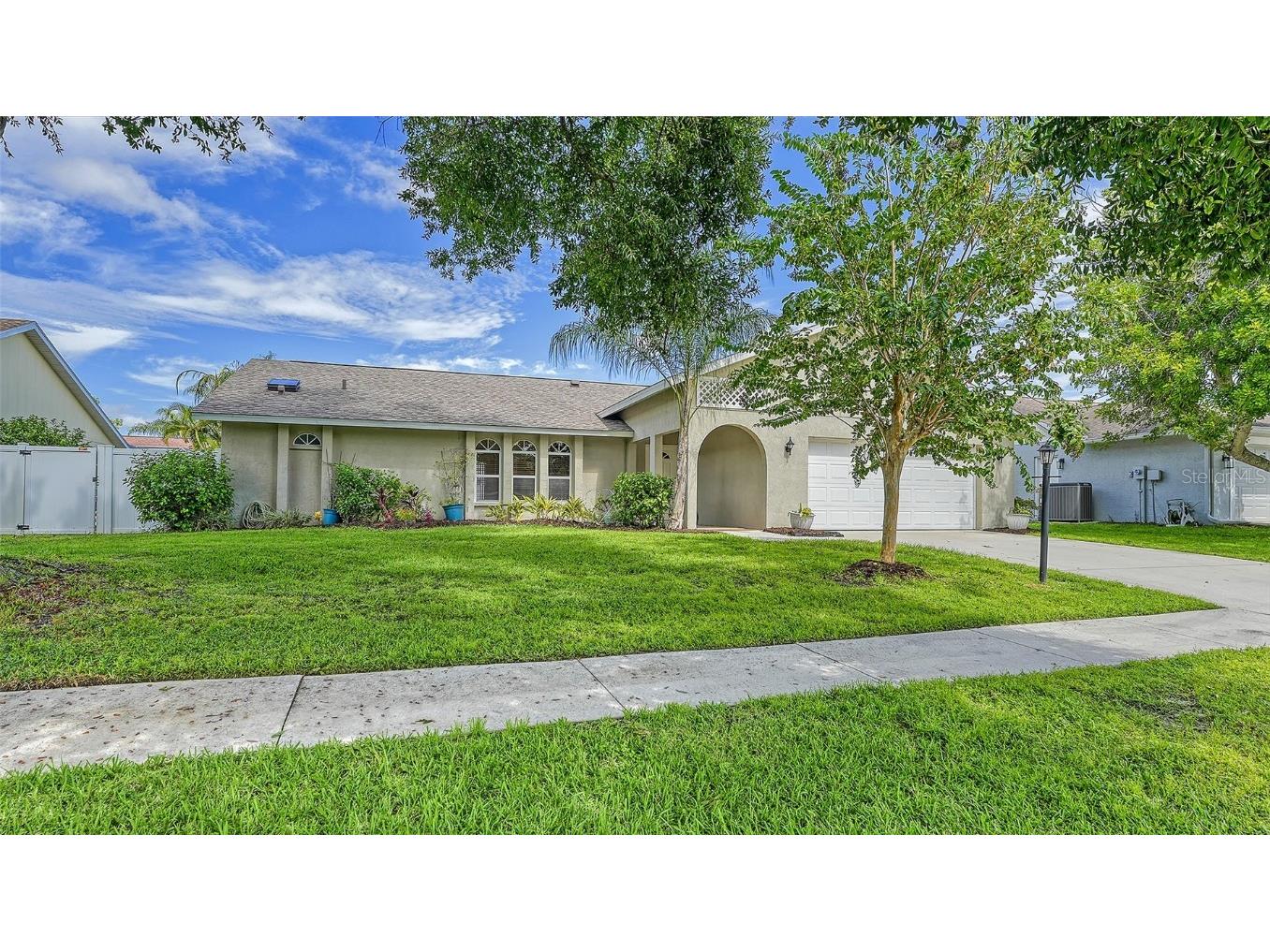 5577 Sweetwater Oak Drive Sarasota FL 34232 A4619834 image1