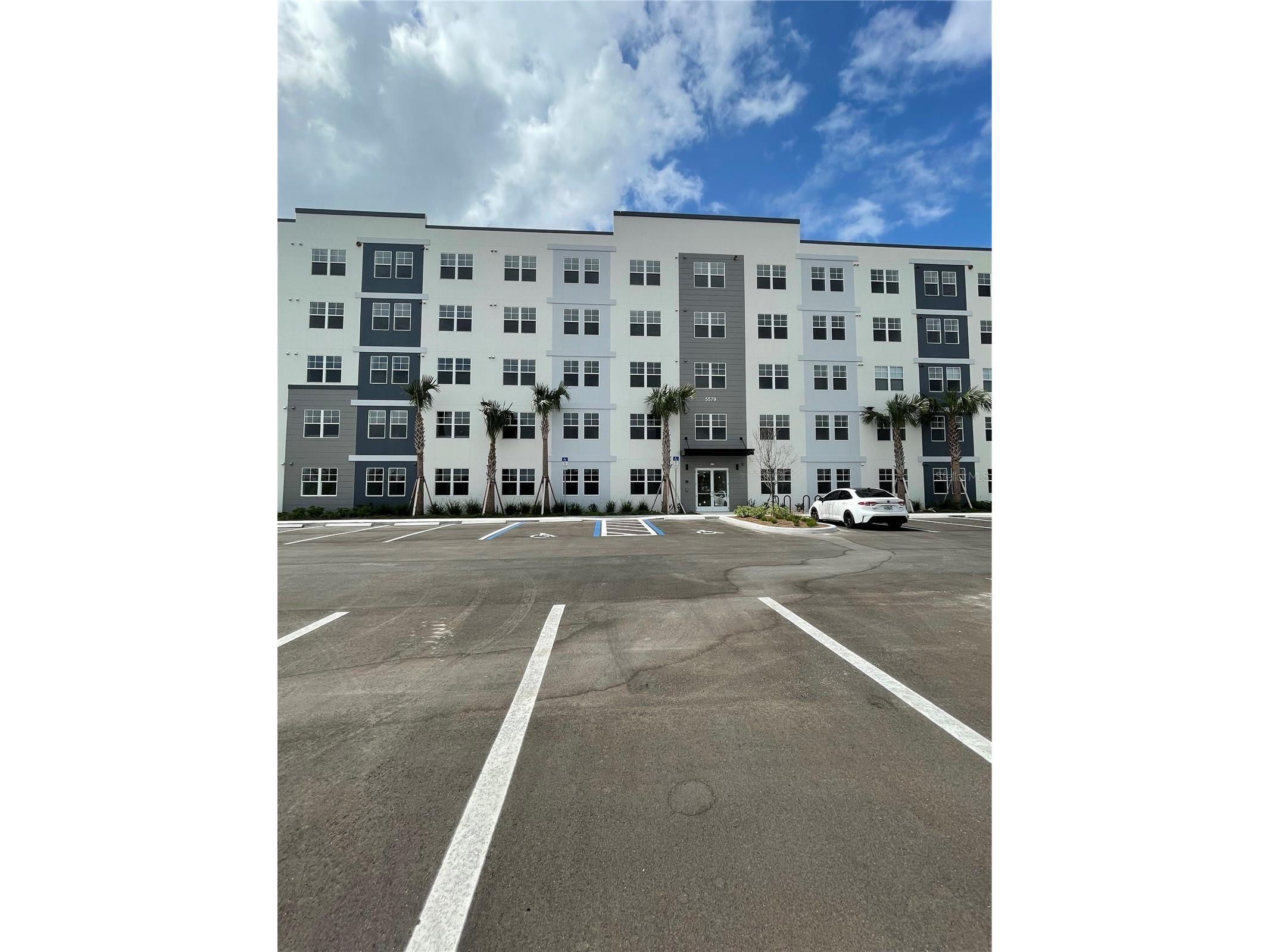 5579 Millenia Park #403 Orlando FL 32839 O6400912 image2