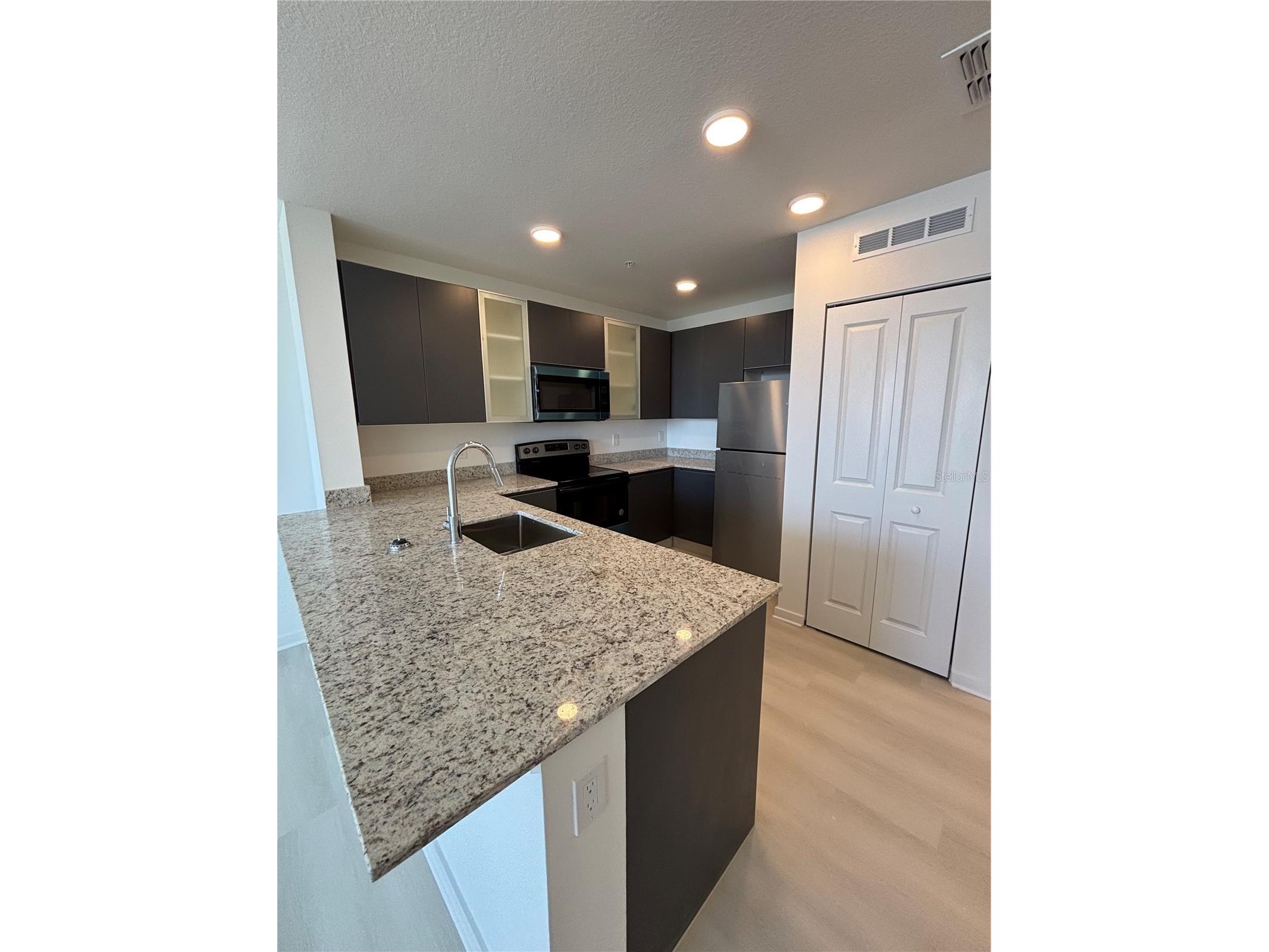 5579 Millenia Park #517 Orlando FL 32839 O6394181 image4