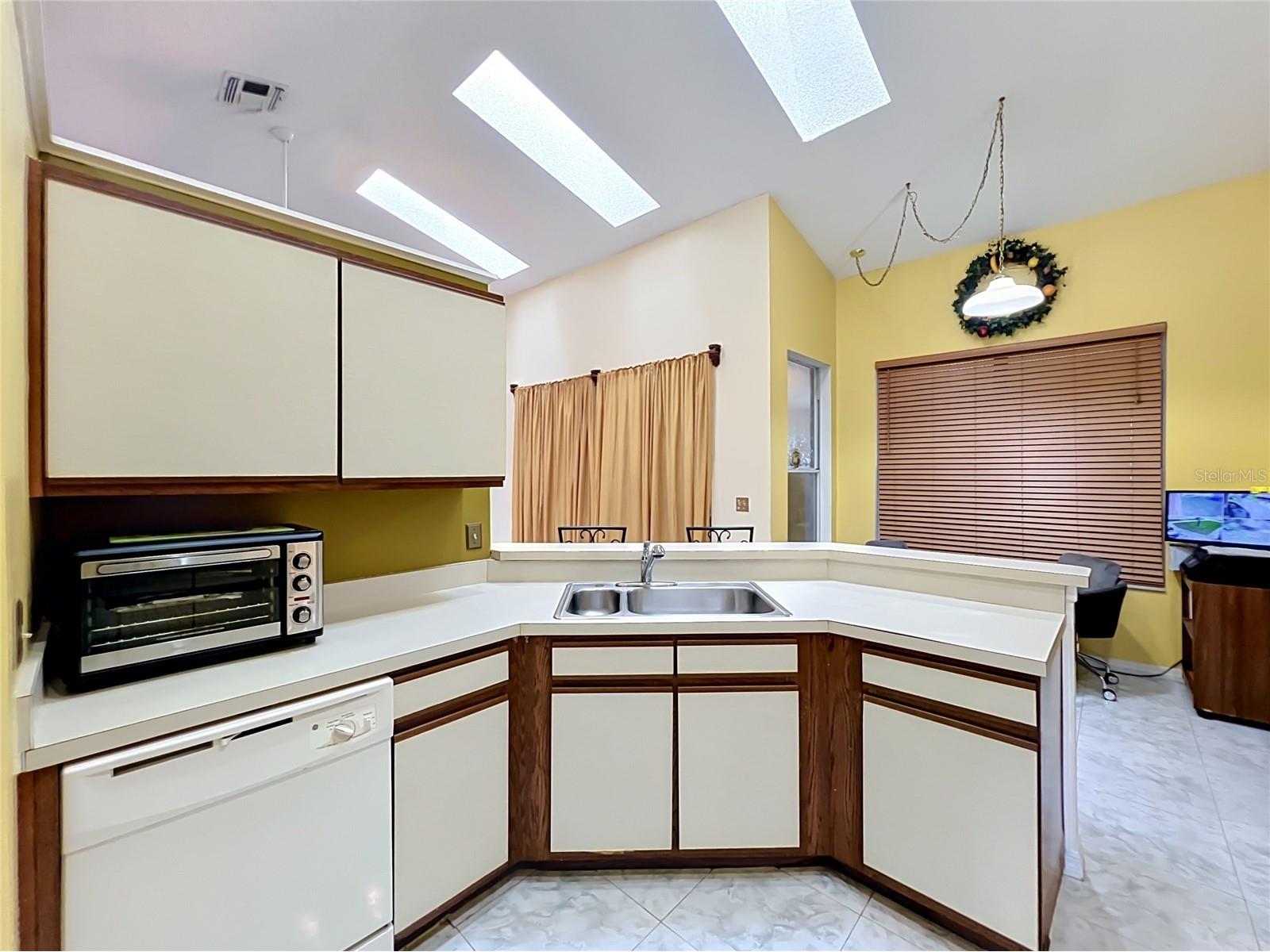 5579 Red Bone Lane Orlando FL 32810 O6420757 image22