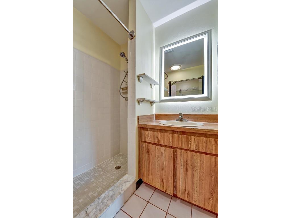 558 Capistrano Court Largo FL 33771 TB8443591 image19