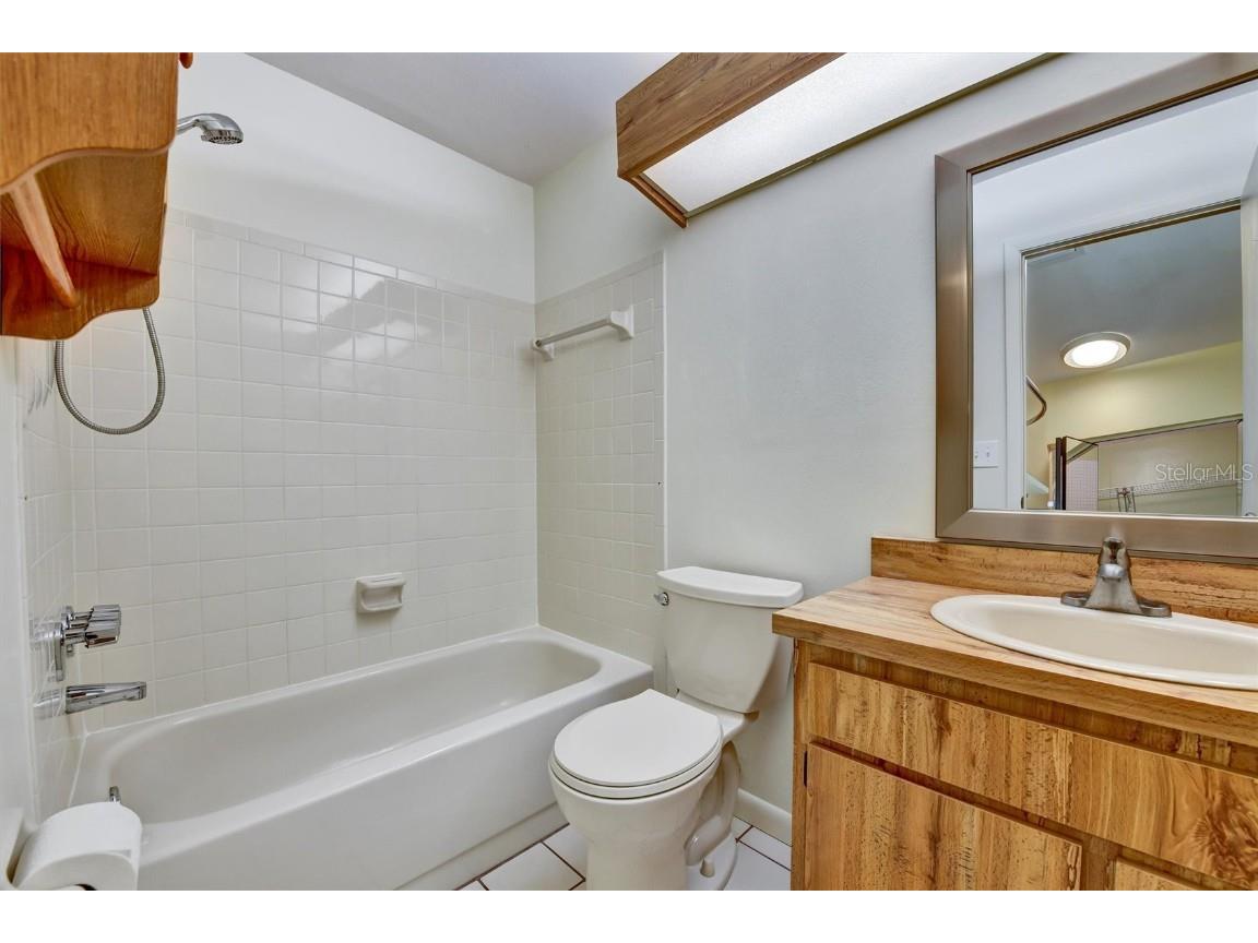 558 Capistrano Court Largo FL 33771 TB8443591 image27