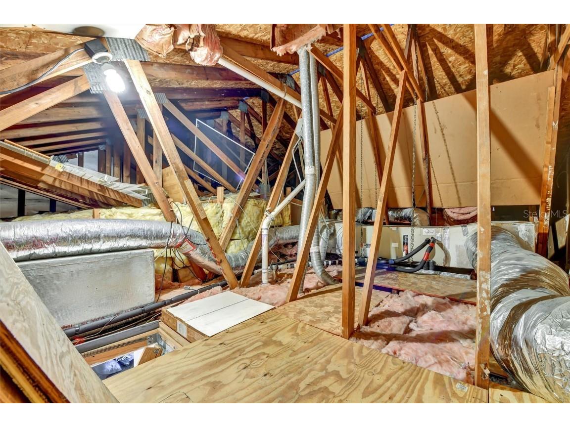 558 Capistrano Court Largo FL 33771 TB8443591 image35