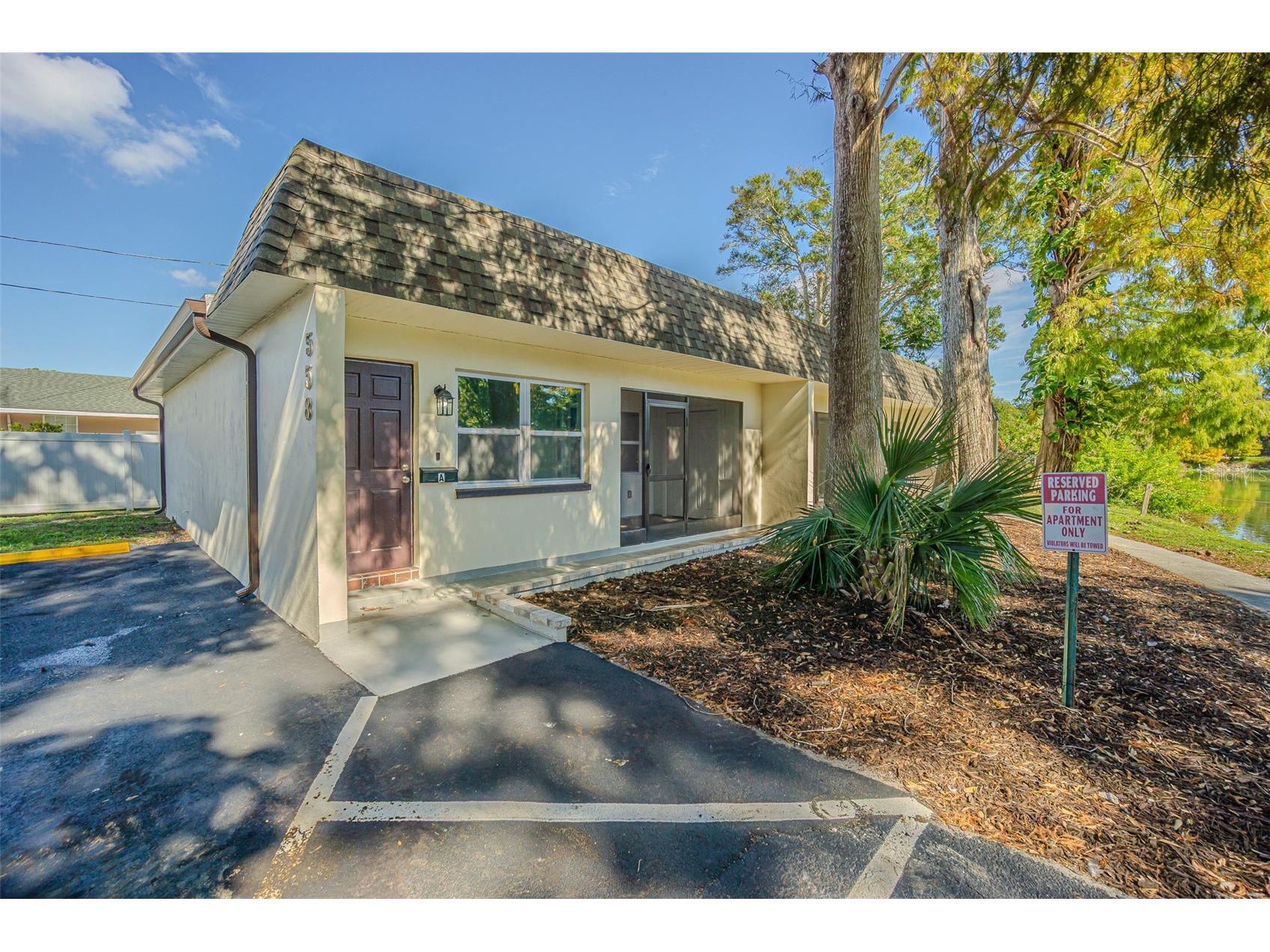 558 Clearwater Largo Road N #1 Largo FL 33770 TB8520459 image1