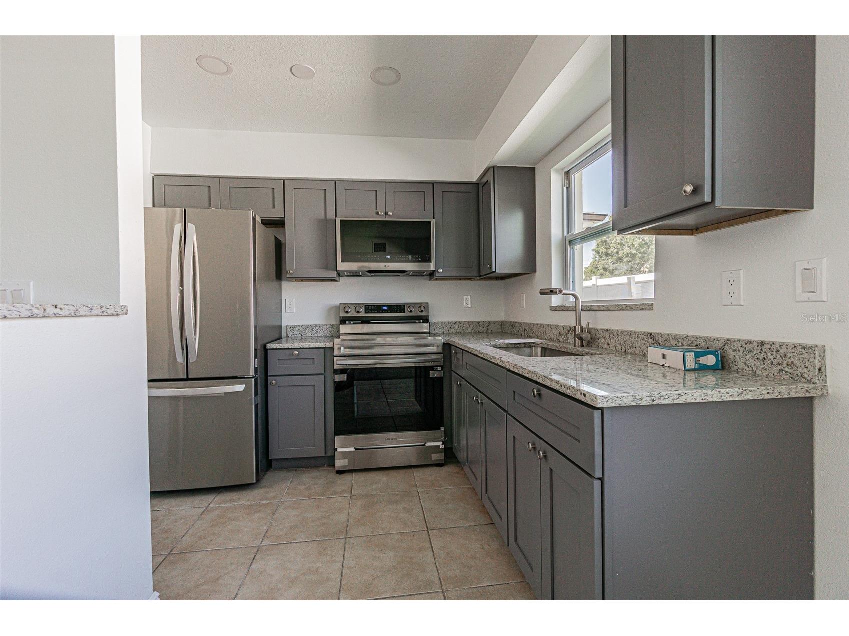 558 Clearwater Largo Road N #1 Largo FL 33770 TB8520459 image3