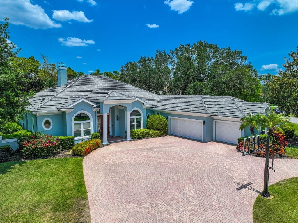 558 Dove Pointe Osprey FL 34229 A4570226 image1