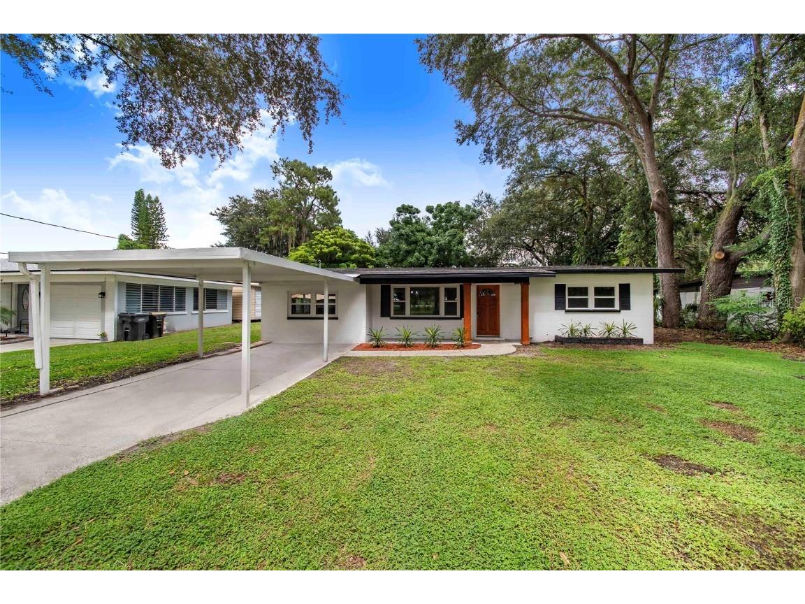 558 Lake Bonny Drive E Lakeland FL 33801 L4947147 image1