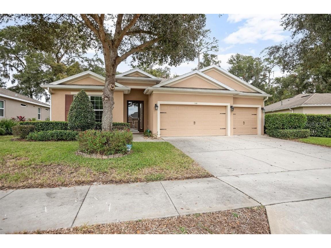 558 Morgan Wood Drive Deland FL 32724 V4939572 image1