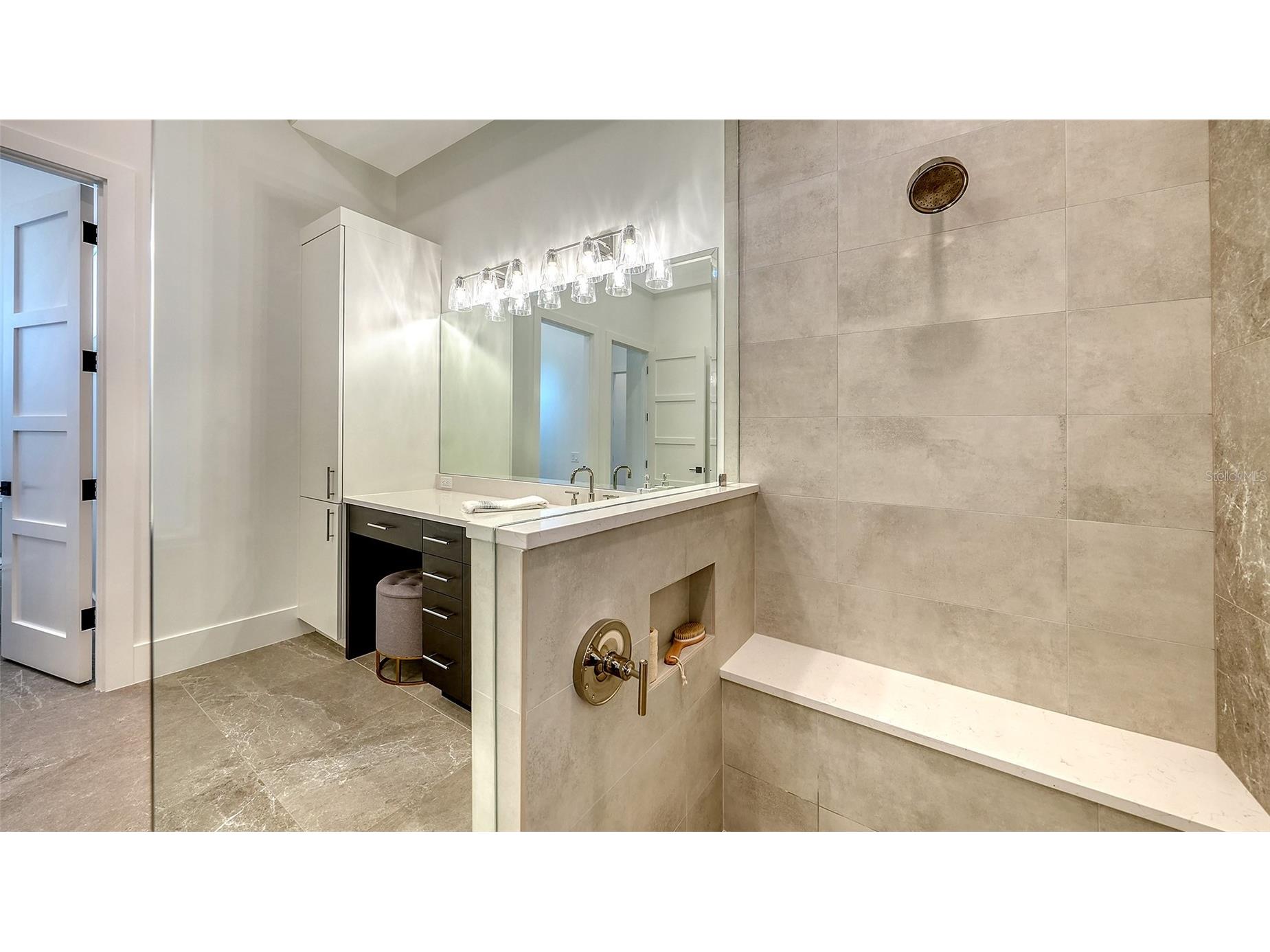 558 Venice Lane Sarasota FL 34242 A4689132 image33