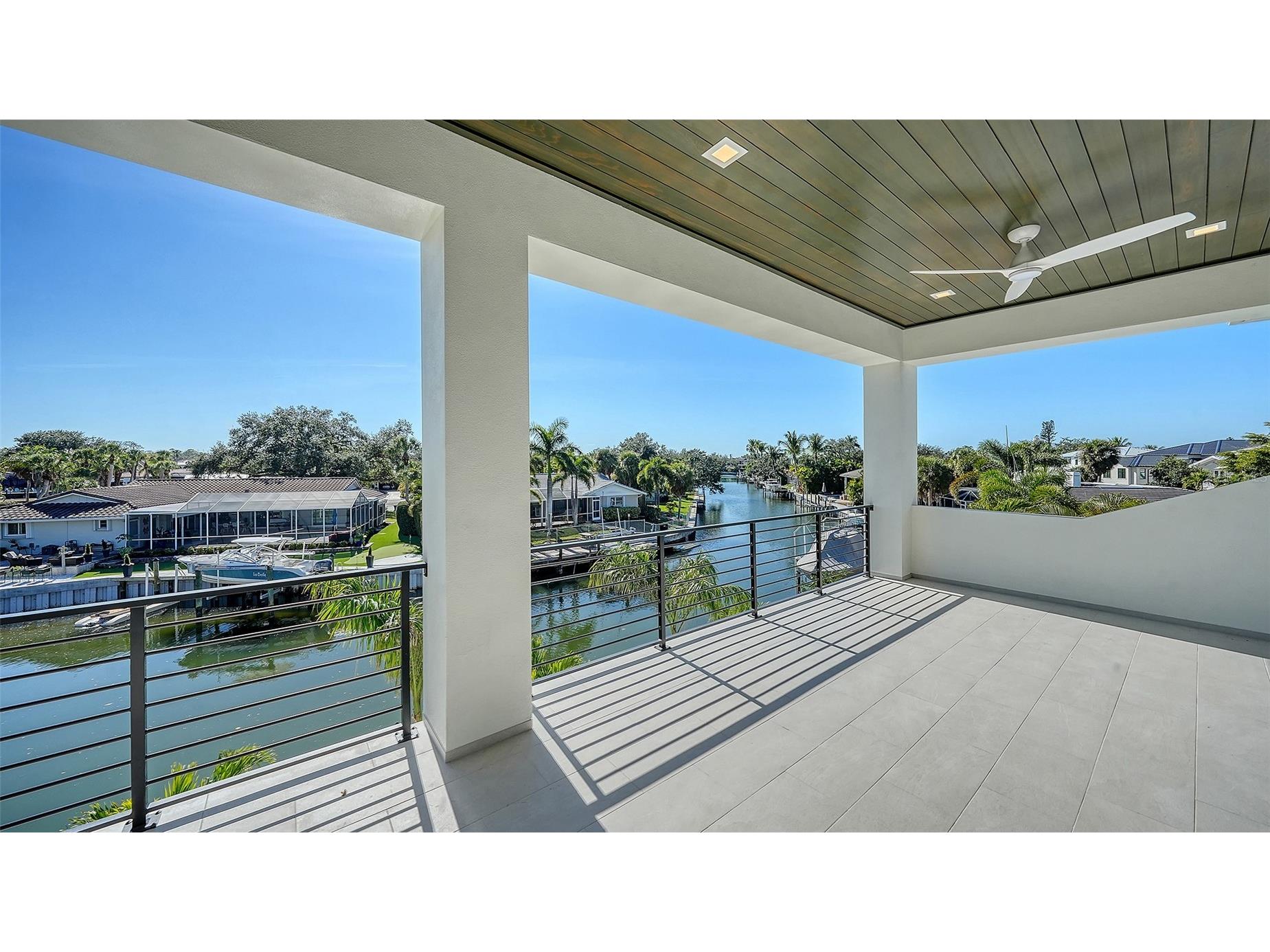 558 Venice Lane Sarasota FL 34242 A4689132 image46
