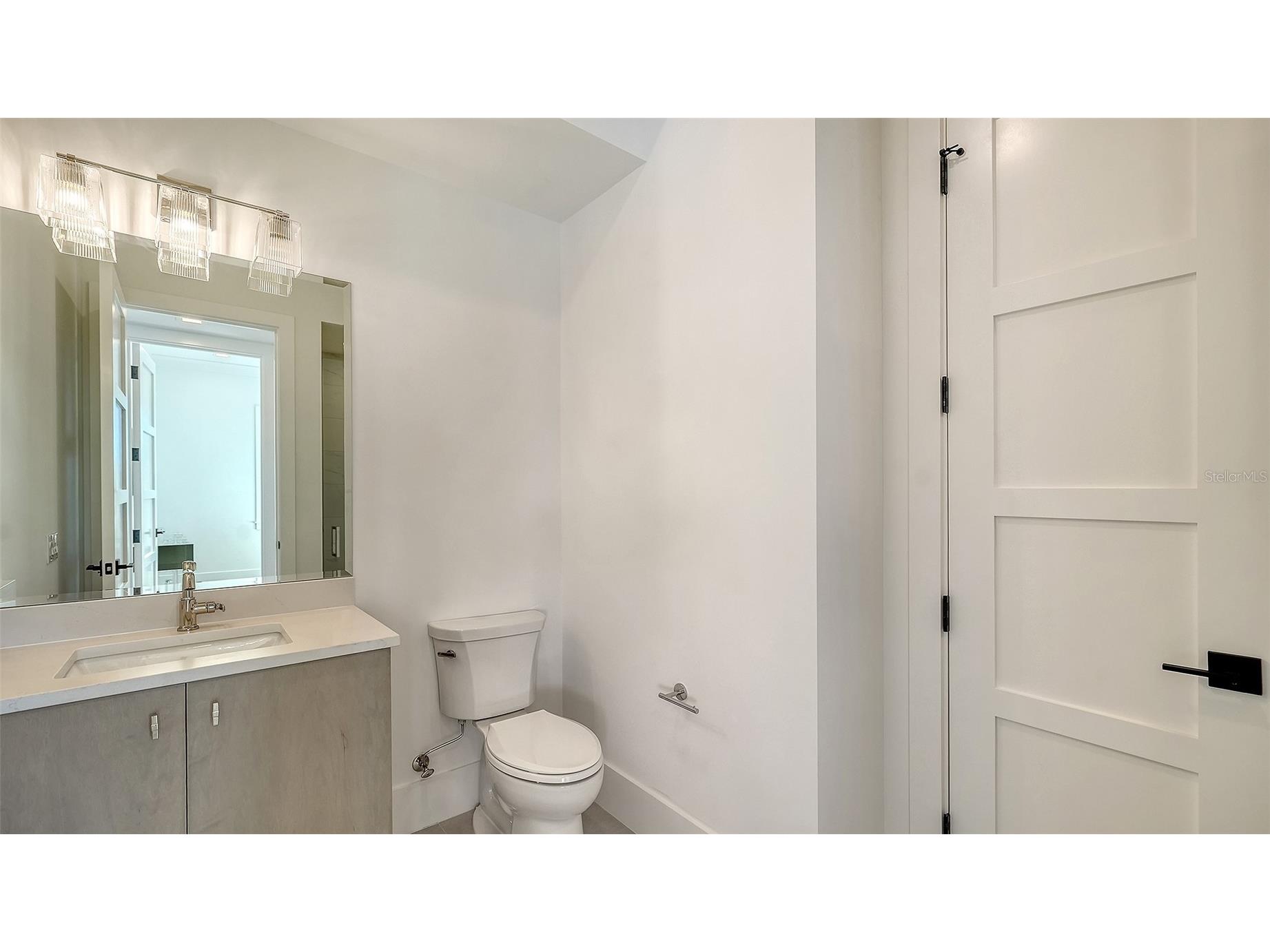 558 Venice Lane Sarasota FL 34242 A4689132 image57