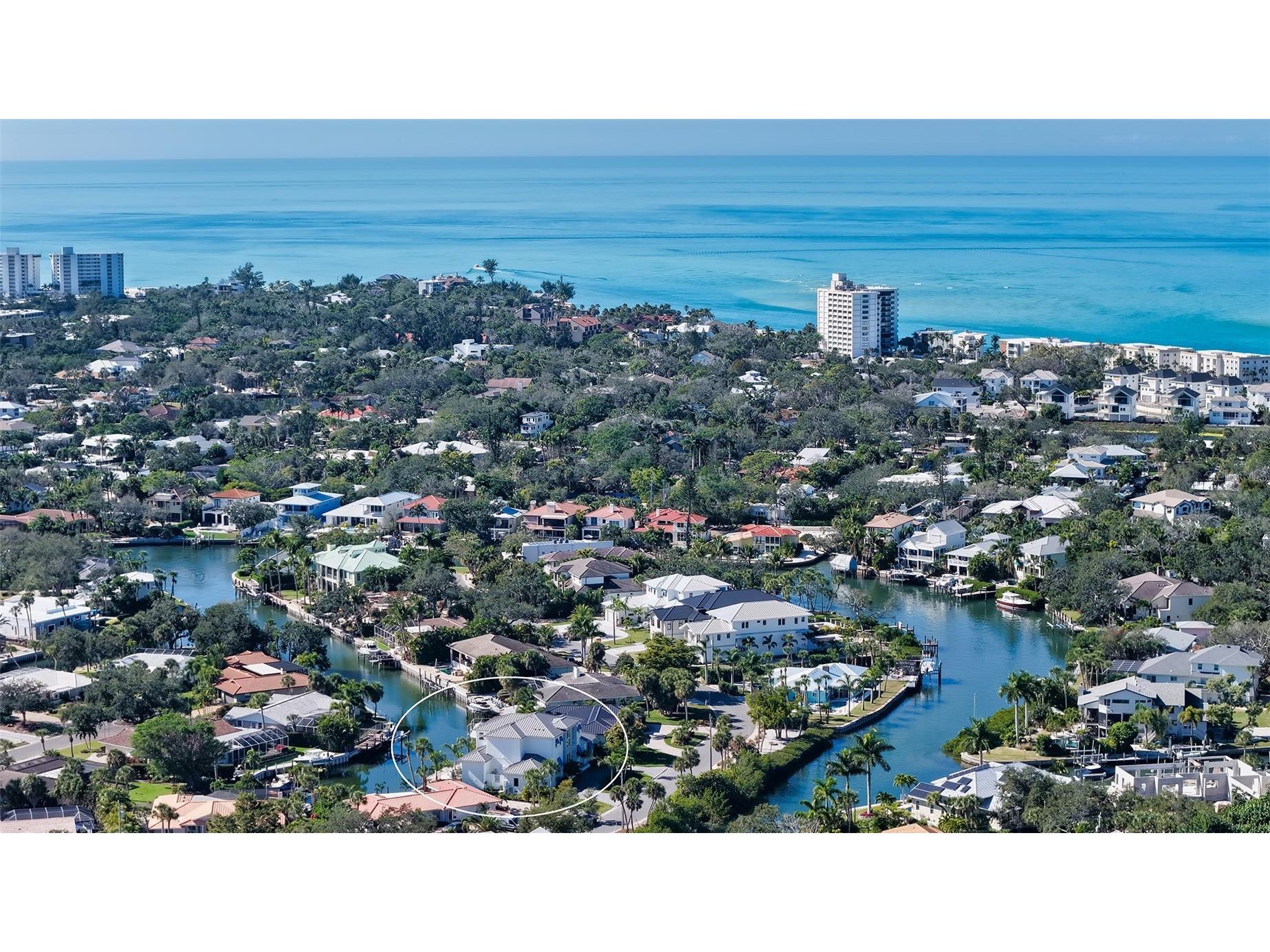 558 Venice Lane Sarasota FL 34242 A4689132 image88