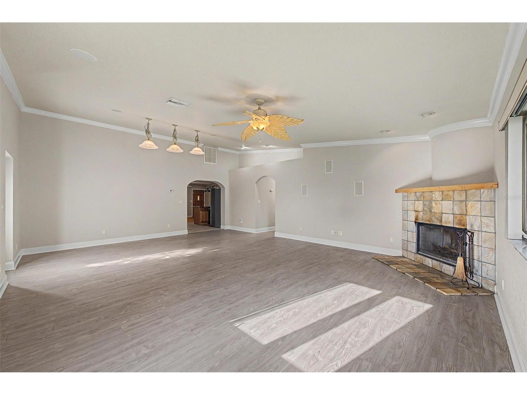 5580 58th Avenue N Saint Petersburg FL 33709 TB8521966 image14