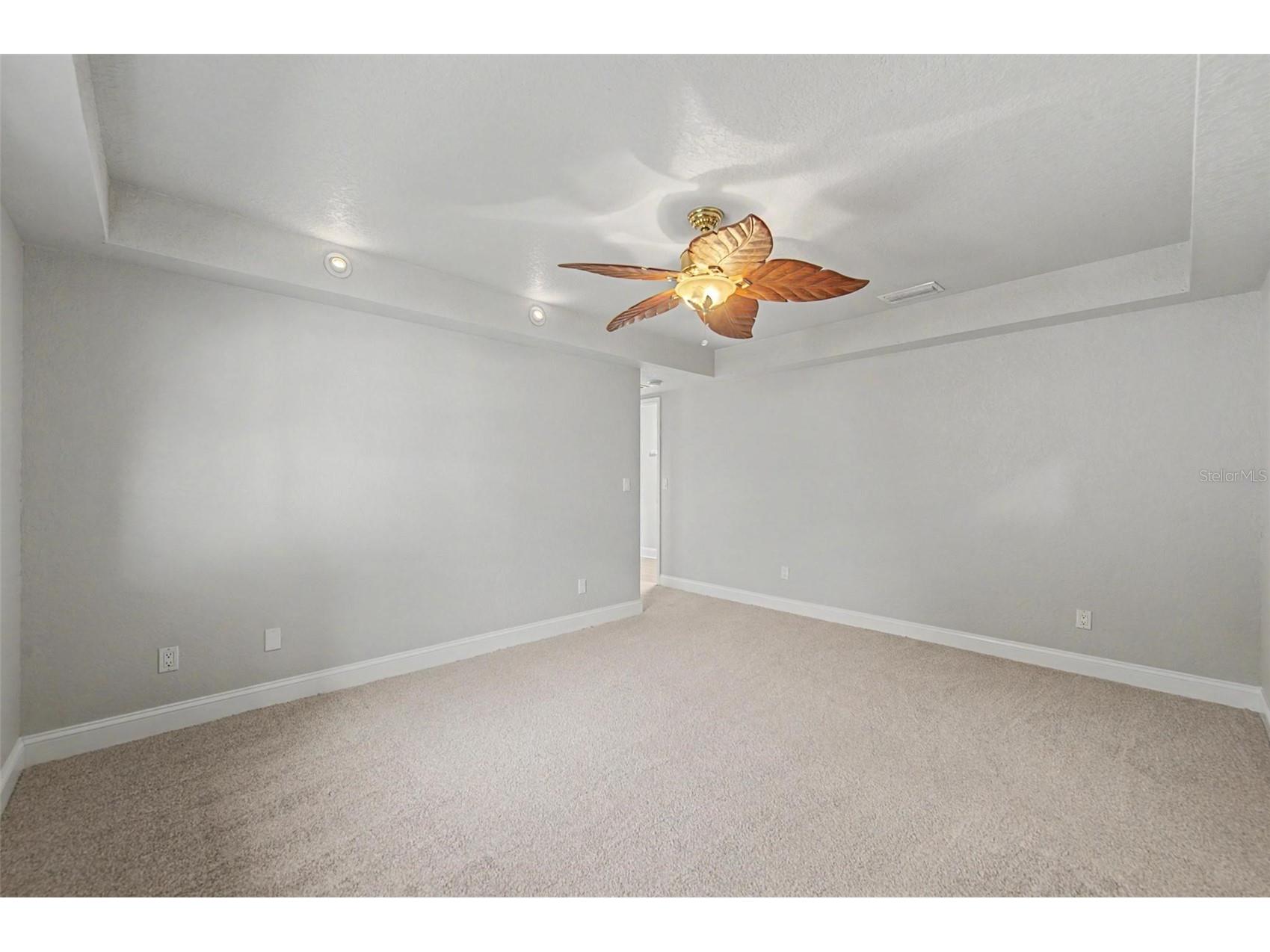 5580 58th Avenue N Saint Petersburg FL 33709 TB8521966 image19