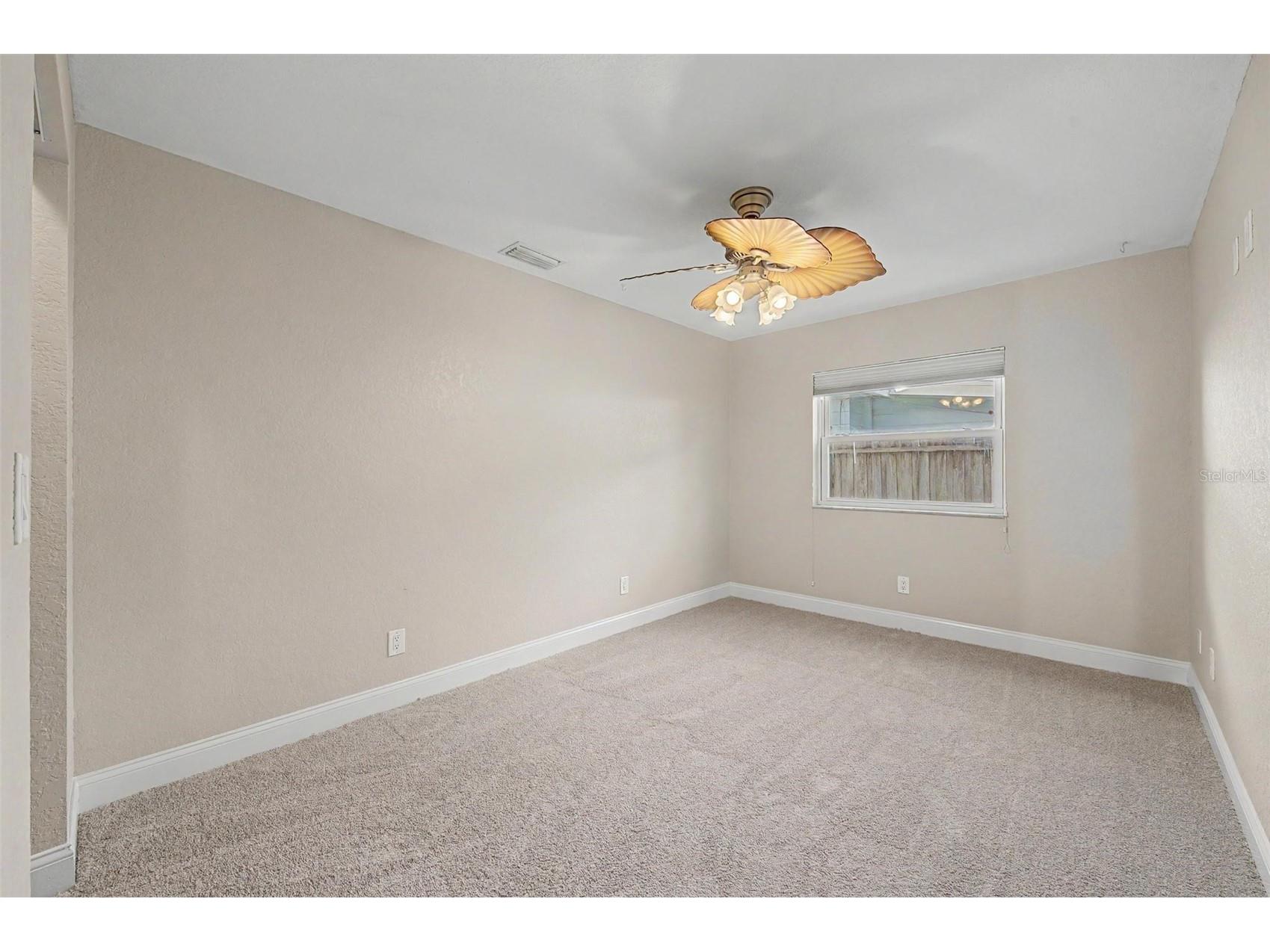 5580 58th Avenue N Saint Petersburg FL 33709 TB8521966 image23