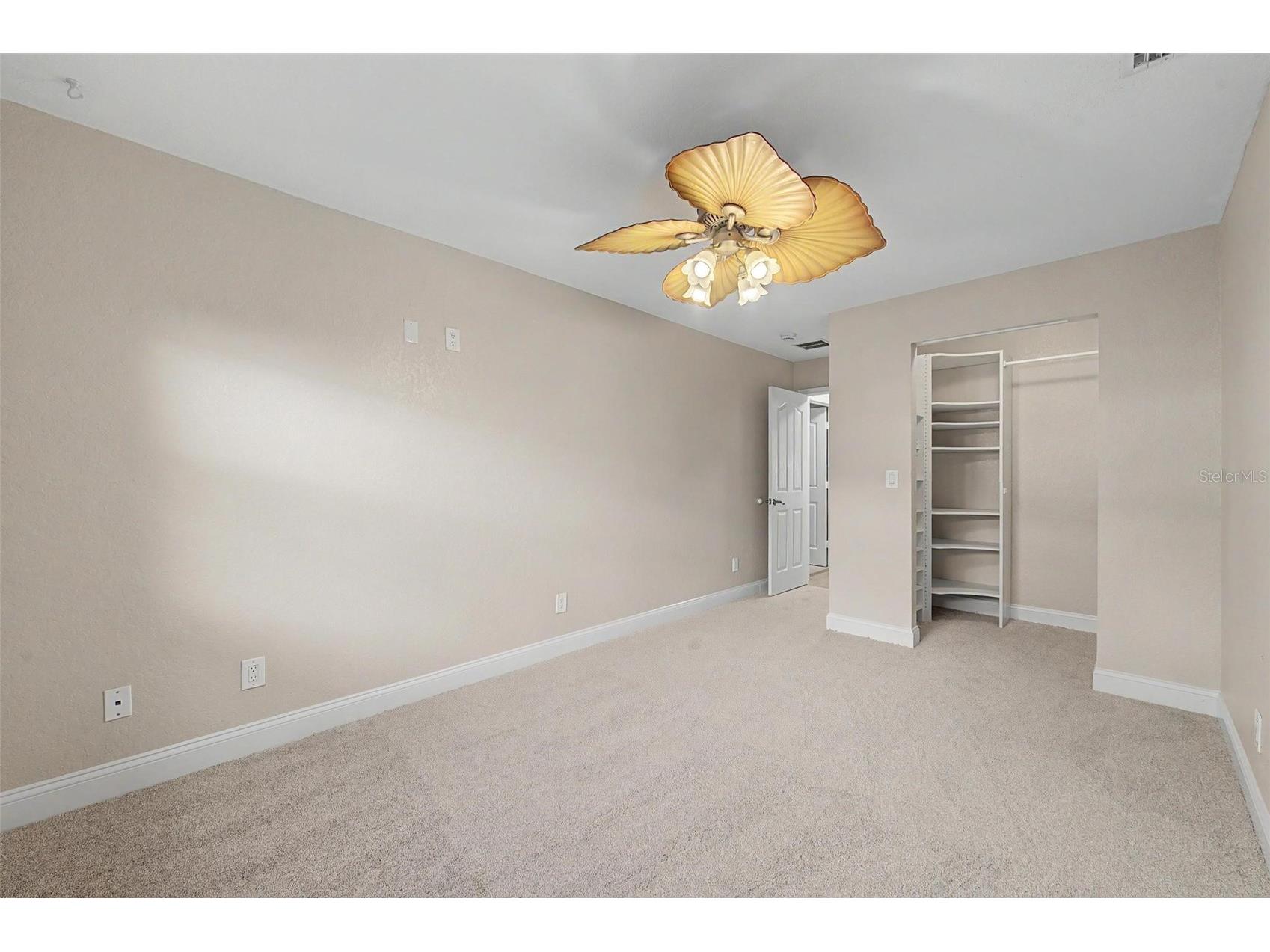5580 58th Avenue N Saint Petersburg FL 33709 TB8521966 image24