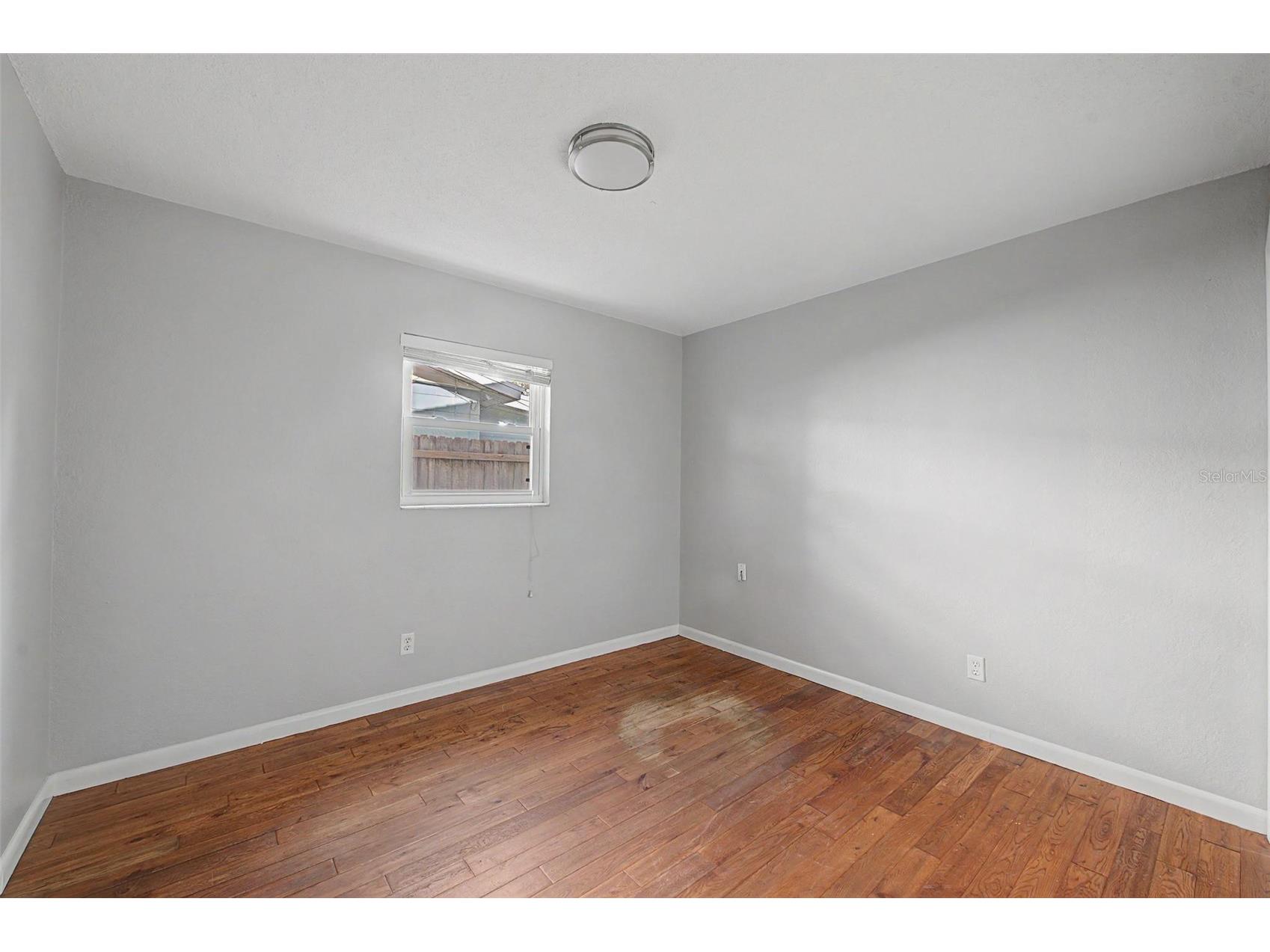 5580 58th Avenue N Saint Petersburg FL 33709 TB8521966 image28