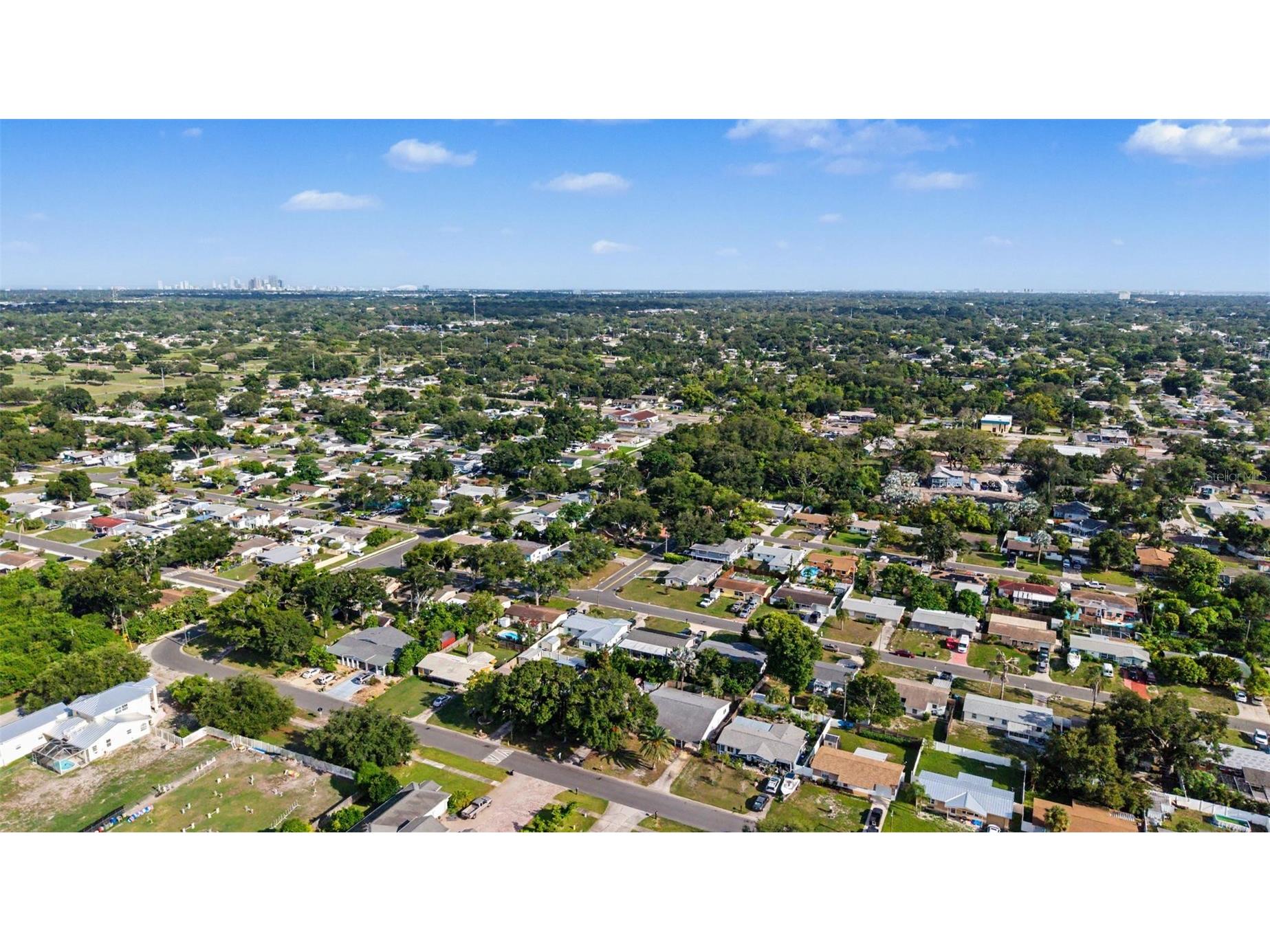5580 58th Avenue N Saint Petersburg FL 33709 TB8521966 image34