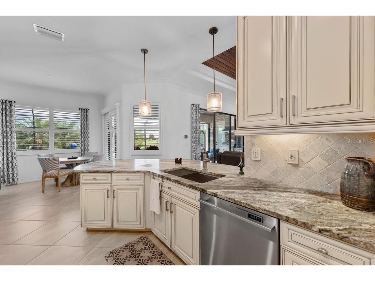 5580 Mulligan Way Lakewood Ranch FL 34211 A4694307 image42