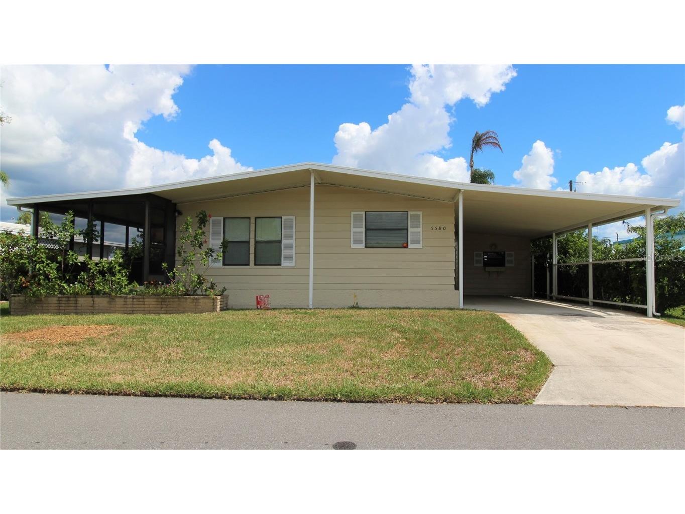 5580 Stonehaven Lane #5580 Sarasota FL 34233 A4573984 image1