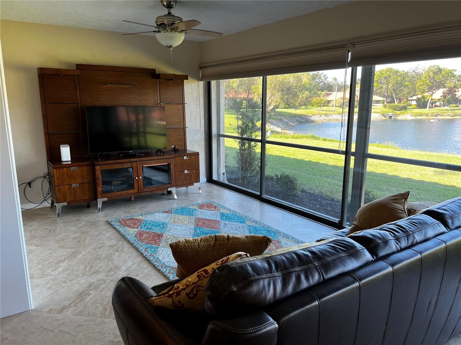 5581 Golf Pointe Drive Sarasota FL 34243 A4678276 image14