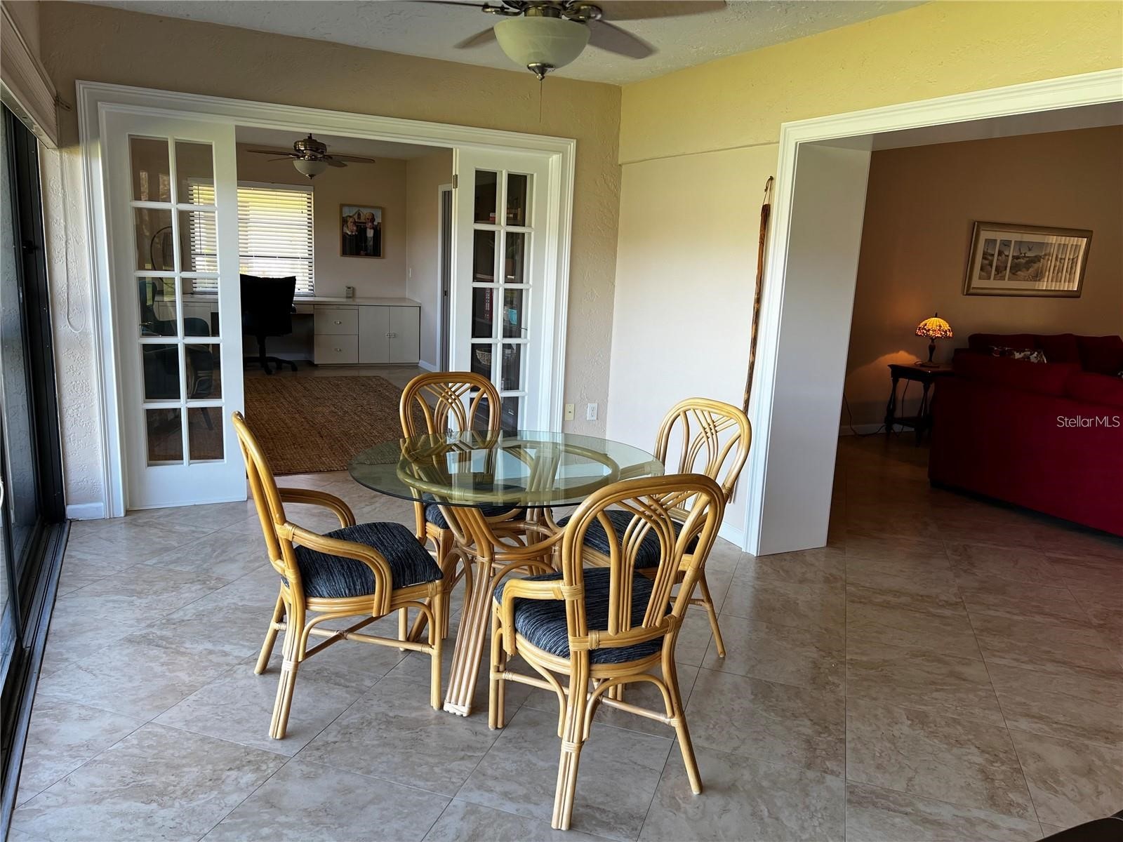 5581 Golf Pointe Drive Sarasota FL 34243 A4678276 image16
