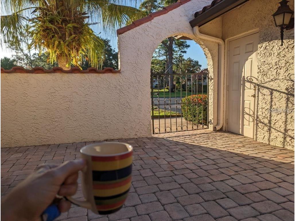 5581 Golf Pointe Drive Sarasota FL 34243 A4678276 image4