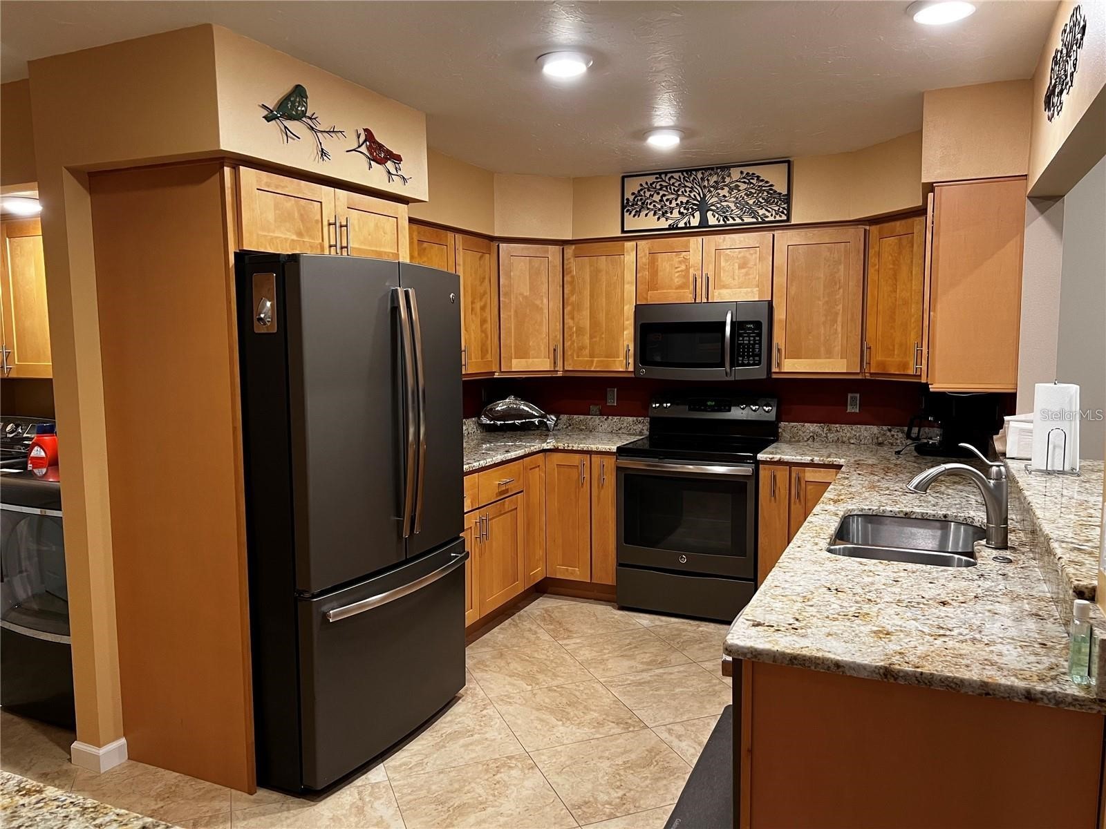 5581 Golf Pointe Drive Sarasota FL 34243 A4678276 image7