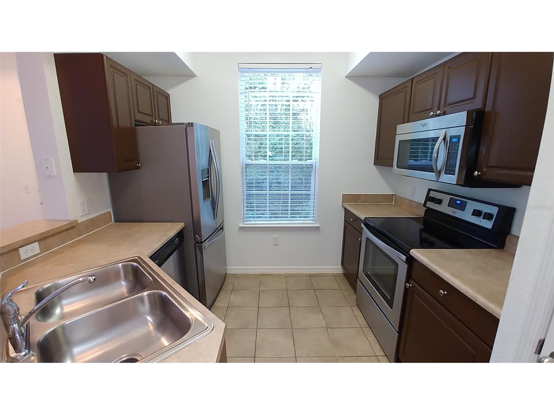 5581 Rosehill Road #104 Sarasota FL 34233 R4910980 image2