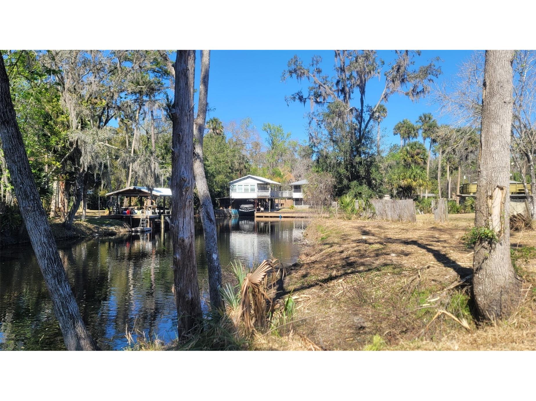 55813 Sam Street Astor FL 32102 - ST. JOHNS RIVER FC317033 image2