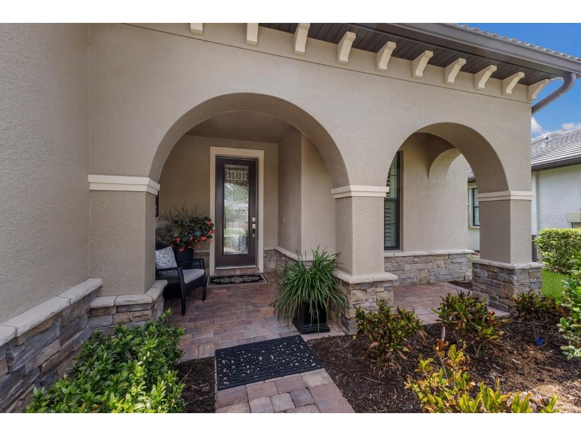 5583 Rain Lily Court Sarasota FL 34238 A4668670 image3