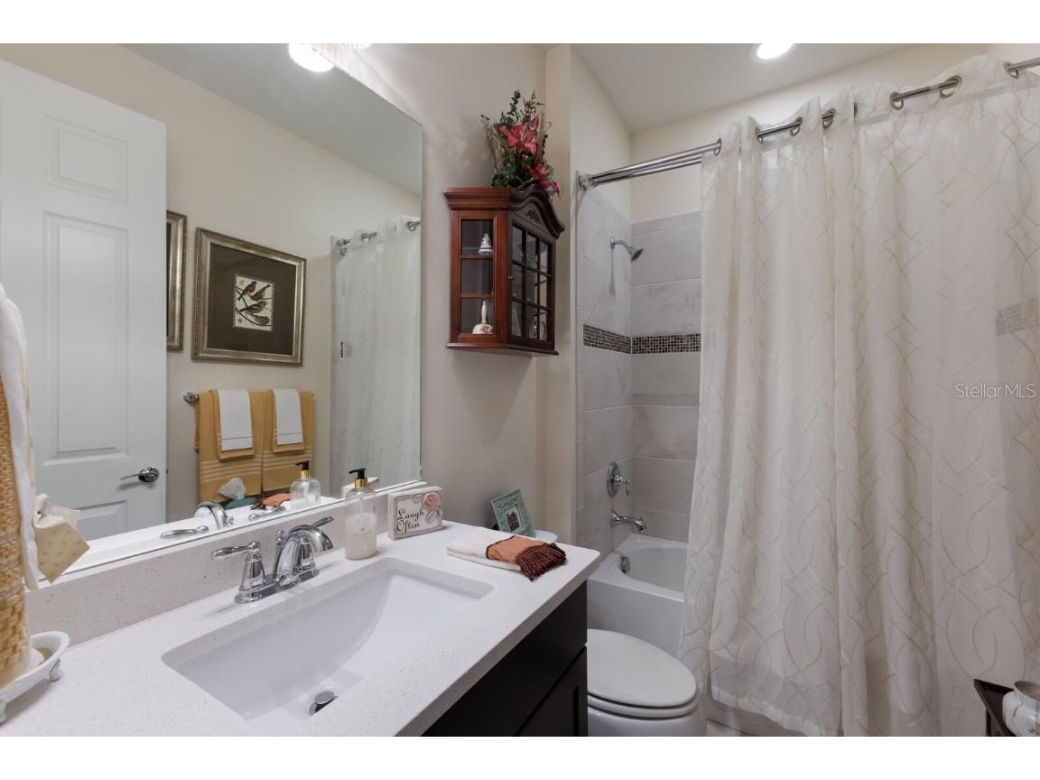 5583 Rain Lily Court Sarasota FL 34238 A4668670 image30