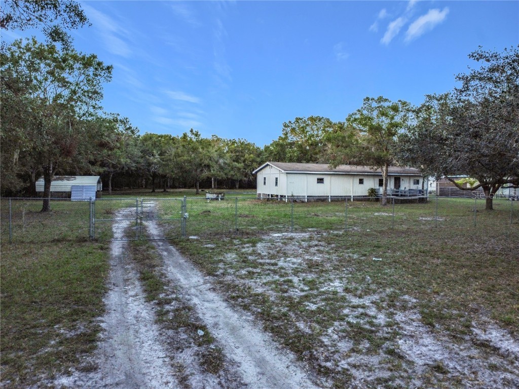 5585 Lake Lizzie Drive Saint Cloud FL 34771 L4948852 image1