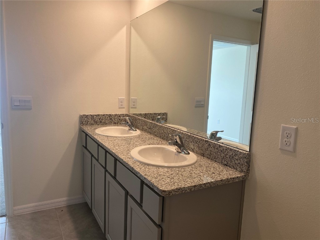 5585 SW 43rd Court Ocala FL 34474 OM685673 image12