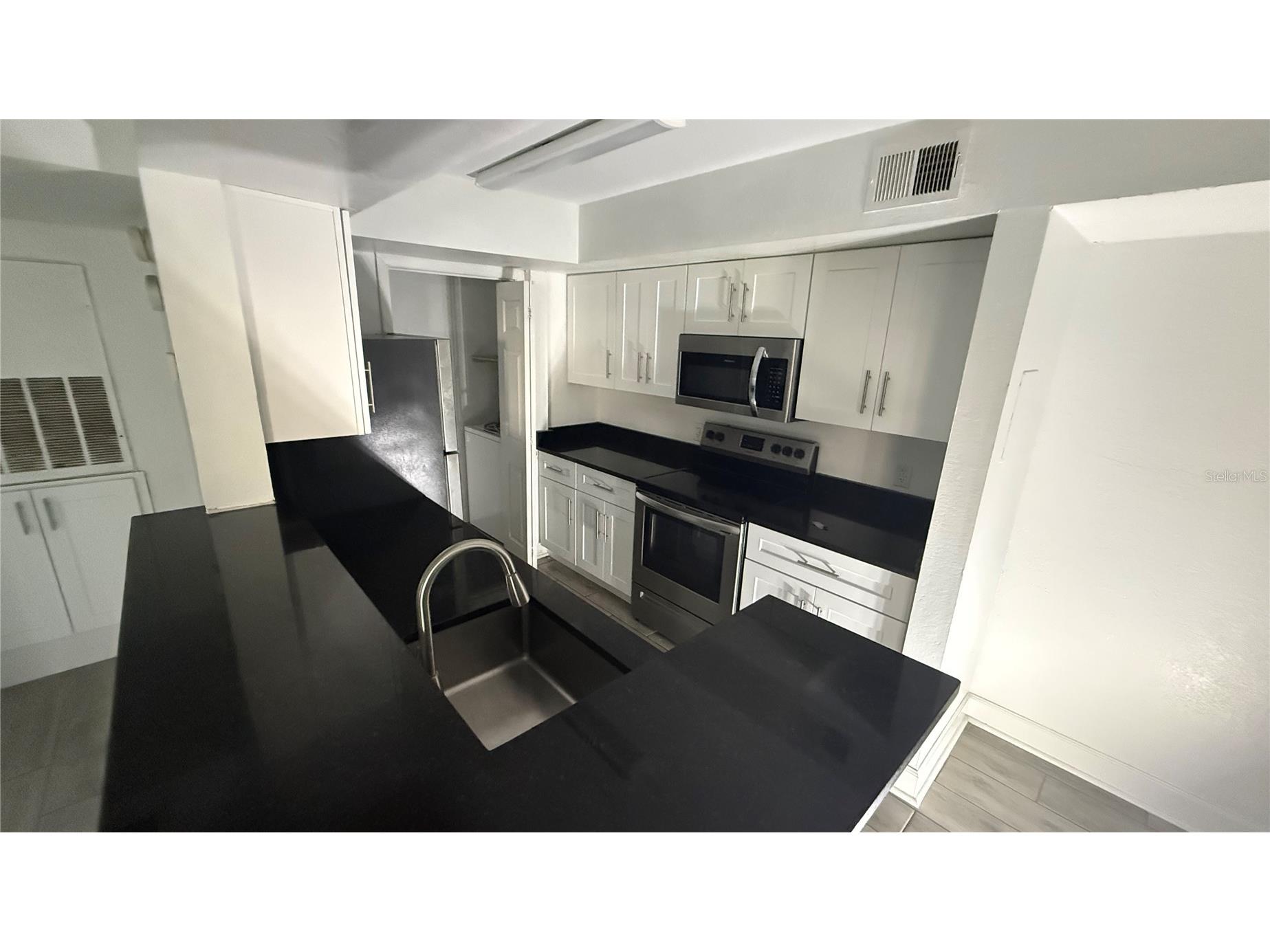 5587 Devonbriar Way #J104 Orlando FL 32822 O6407187 image6